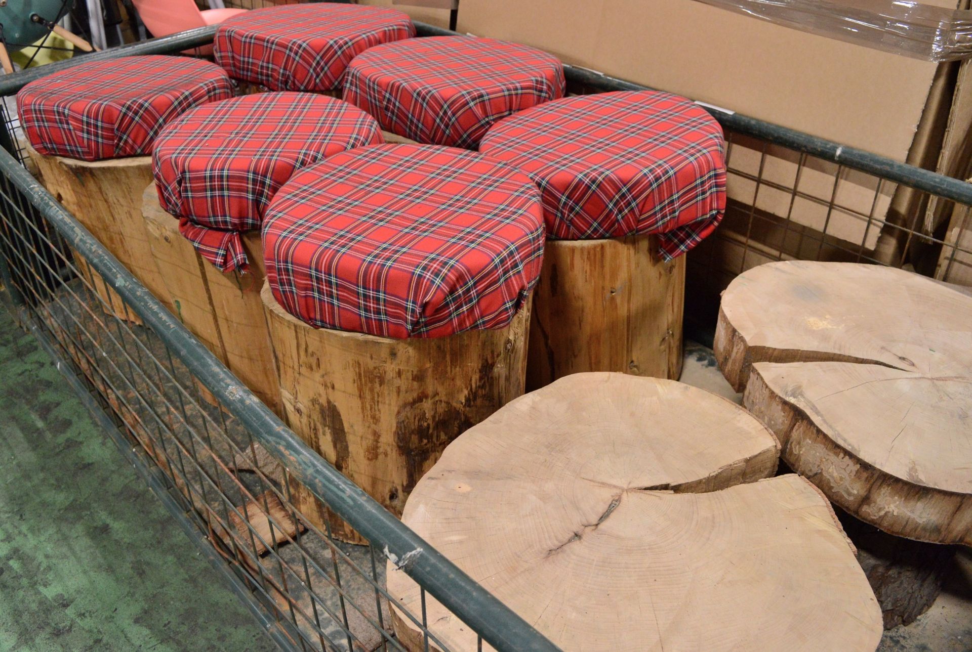 6x Tree Stump Stools with Tartan Covered Cushions & 2x Tree Stump Tables - Image 2 of 3