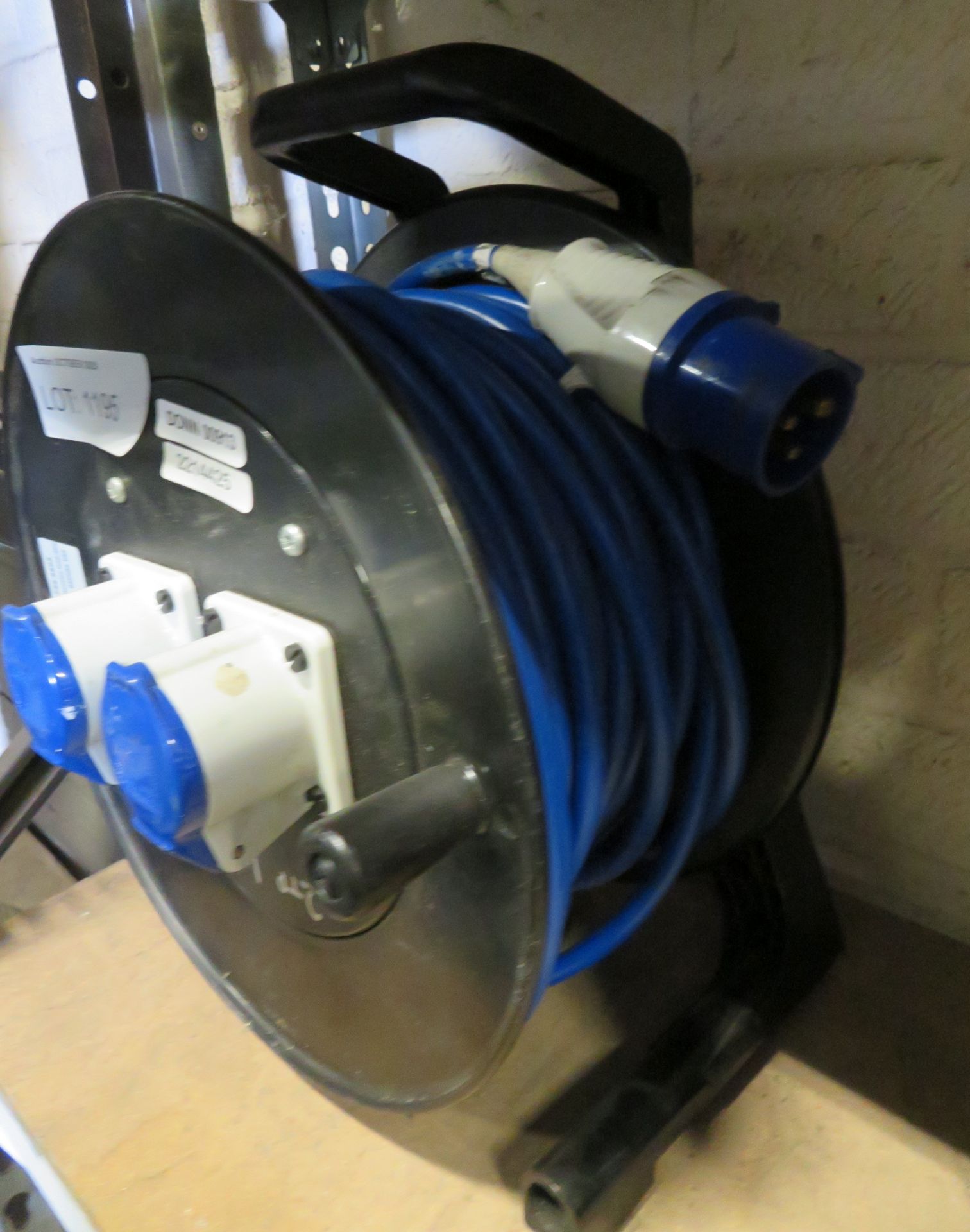 240V External extension reel - Image 2 of 2