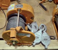 MaxPull hand winch type GM-20 - Capacity - 2000kg with cable and handle