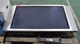 Sony flat screen monitor with side speakers (Screen Scratched)