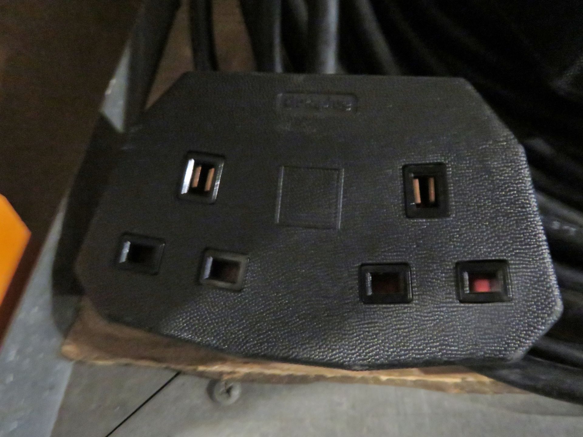 5x 2 Plug gang plug extension cables - Image 2 of 3