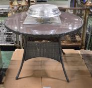 Rattan Base Glass Table & 2x Plastic Decorative Bases