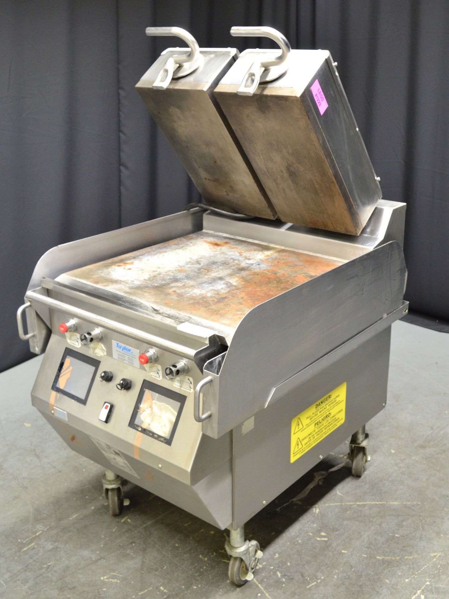 Taylor L820 - 75 Electric 2 Platen 24" Grill - Two Sided Grill - 400v 3-Phase - Image 2 of 8