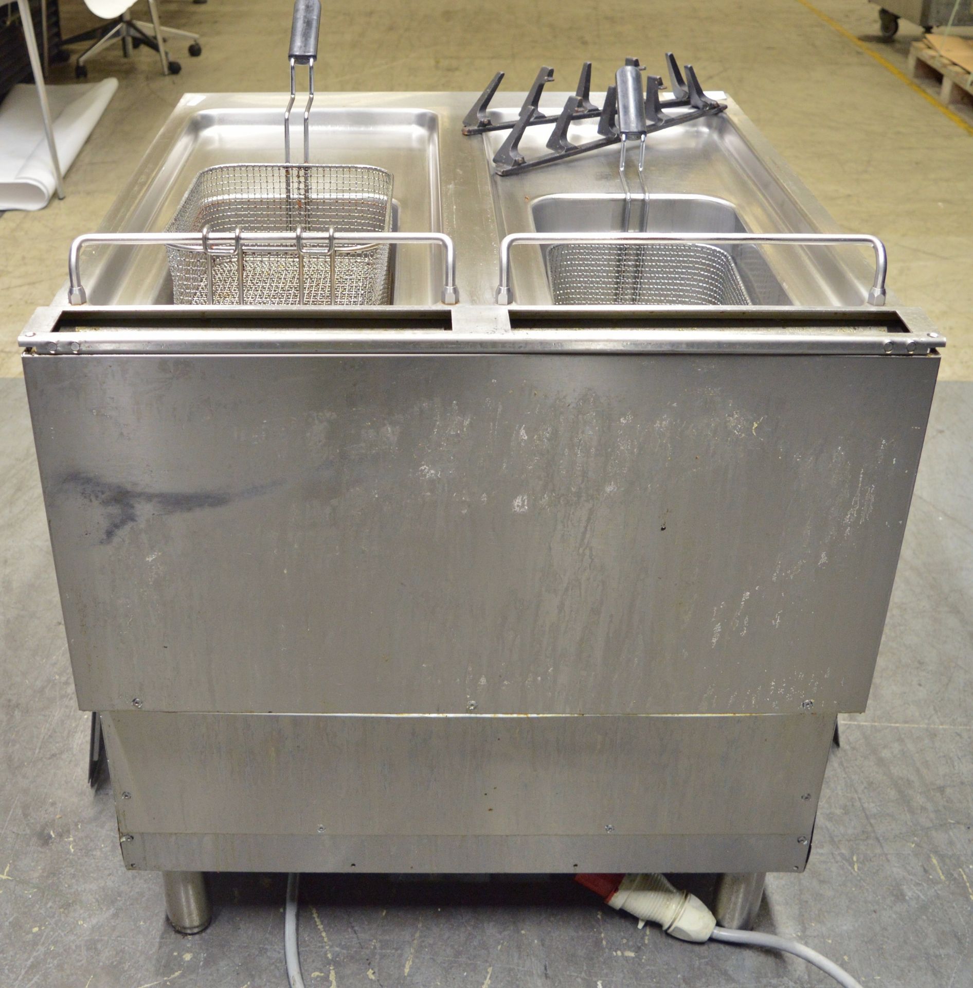 Electrolux Commerical Electric Double Fryer - 400v 3-Phase - Image 7 of 7