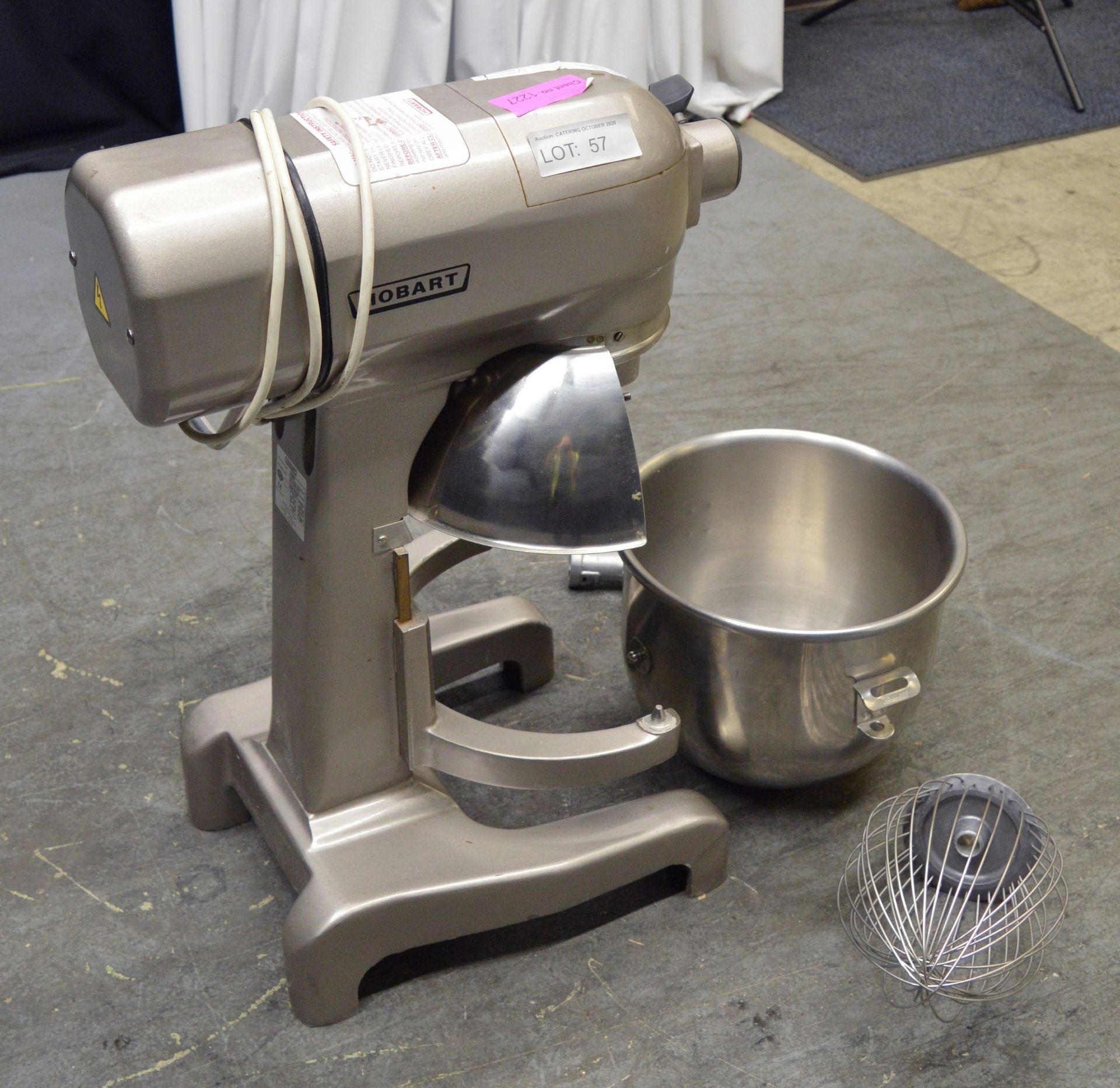 Hobart A200N Electric Mixer with Attachments (For Spares & Repairs)- 240v Single Phase - Image 2 of 6