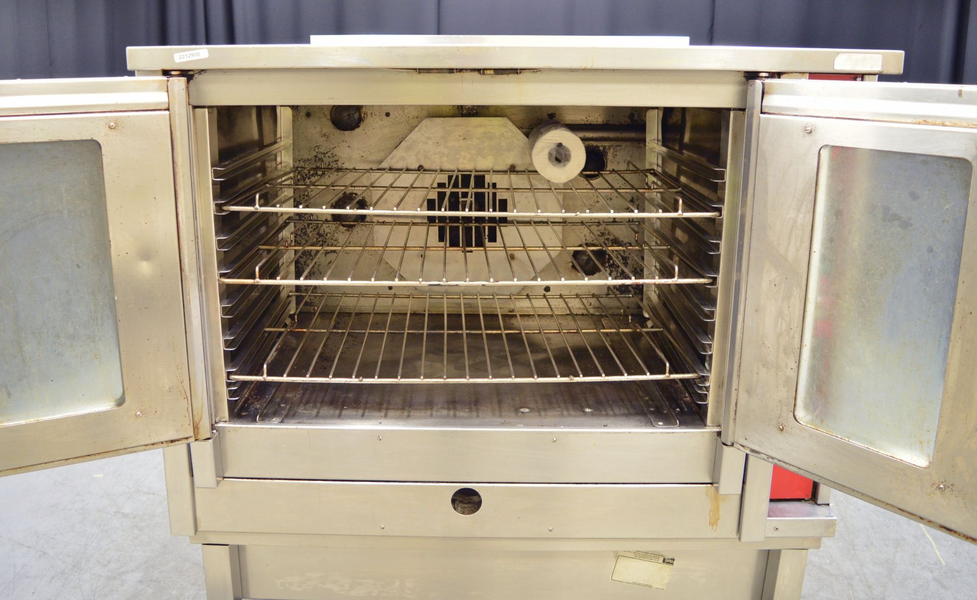 Bartlett Sabre Gas Convection Oven on Stainless Steel Unit- L1150 x W980 x H1450mm - Image 5 of 8