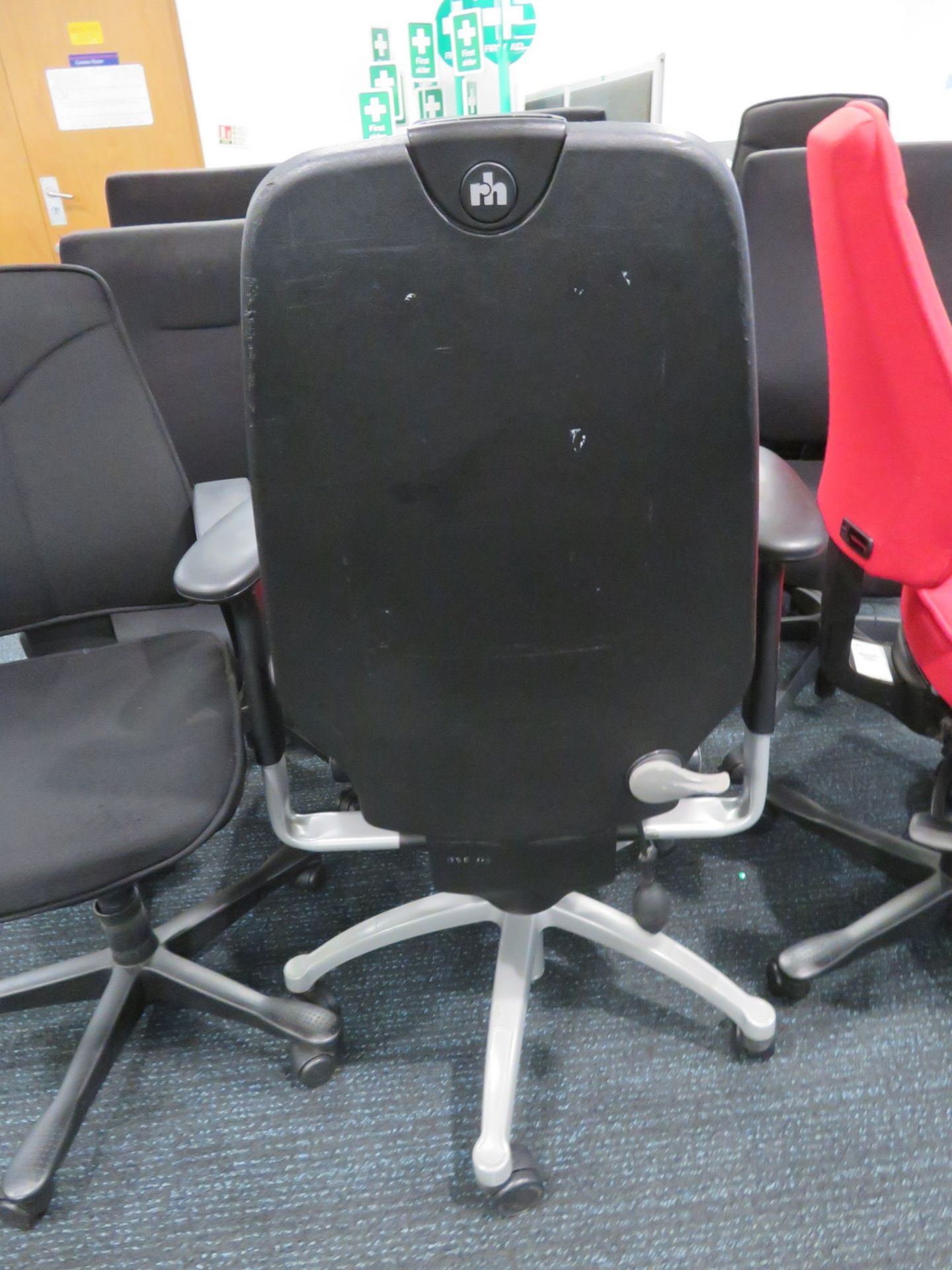 9x Various Office Swivel Chairs. Varying Condition. - Image 2 of 3