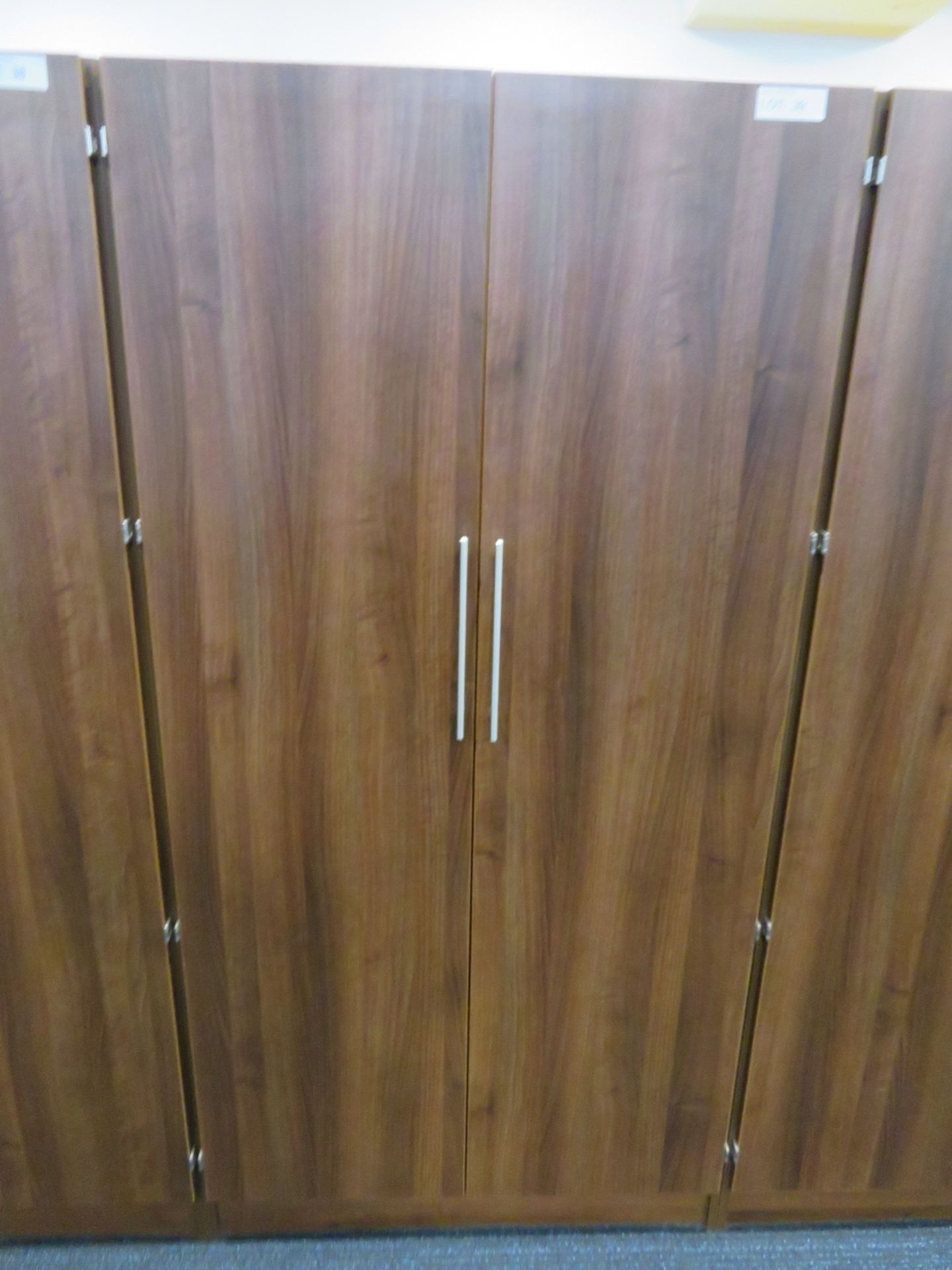 Wardrobe. Dimensions: 1000x590x2000mm (LxDxH)