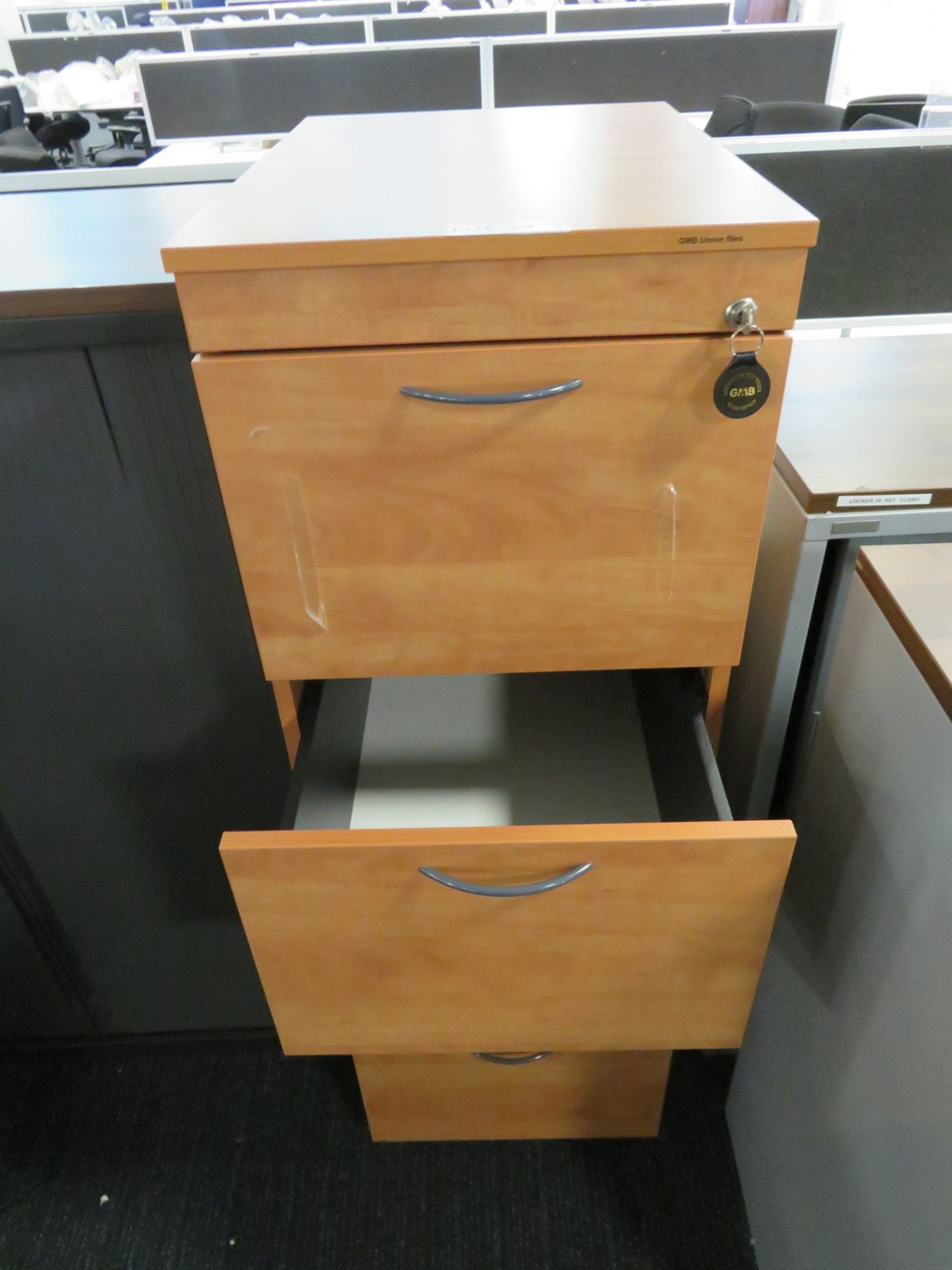 4 Drawer Wooden Filing Cabinet. Dimensions: 470x680x1420mm (LxDxH) - Image 2 of 2