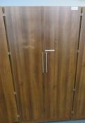 Wardrobe. Dimensions: 1000x590x2000mm (LxDxH)