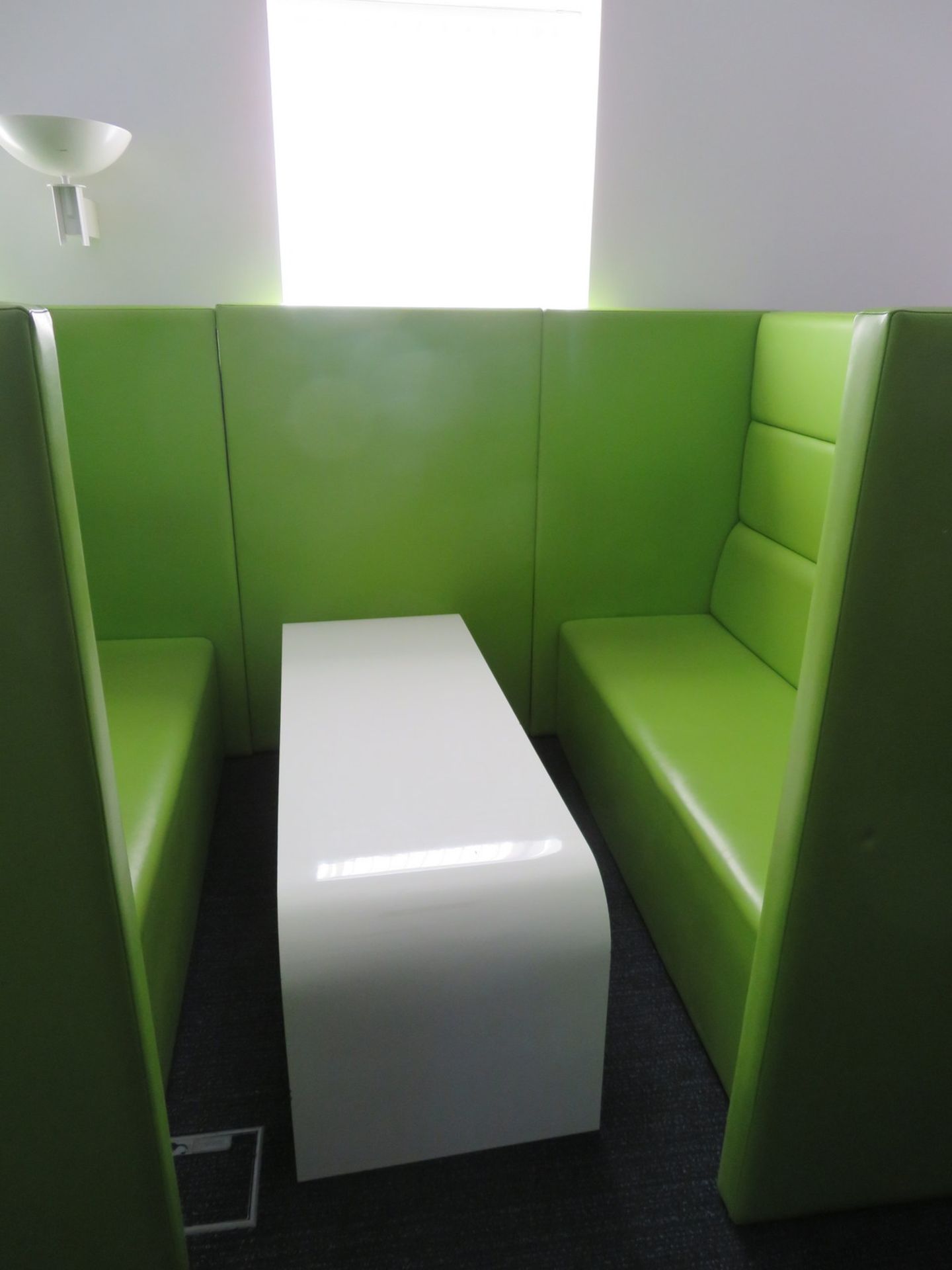 Padded Office Chill Out Pod/Booth And Table. Dimensions: 2600x2000x1520mm (LxDxH)