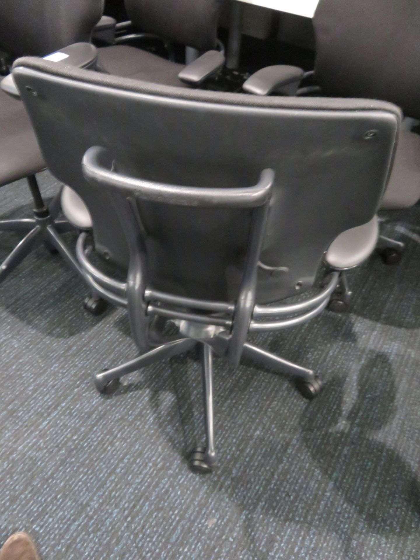 2x Humanscale Freedom Task Office Swivel Chairs. Varying Condition. - Image 3 of 3