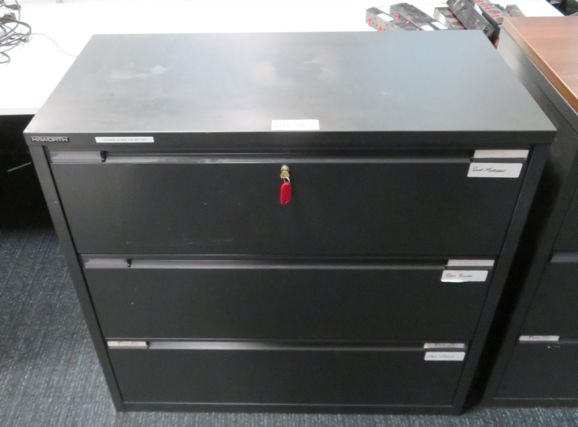 3 Drawer Office Filing Cupboard. Dimensions: 1000x470x1000mm (LxDxH)