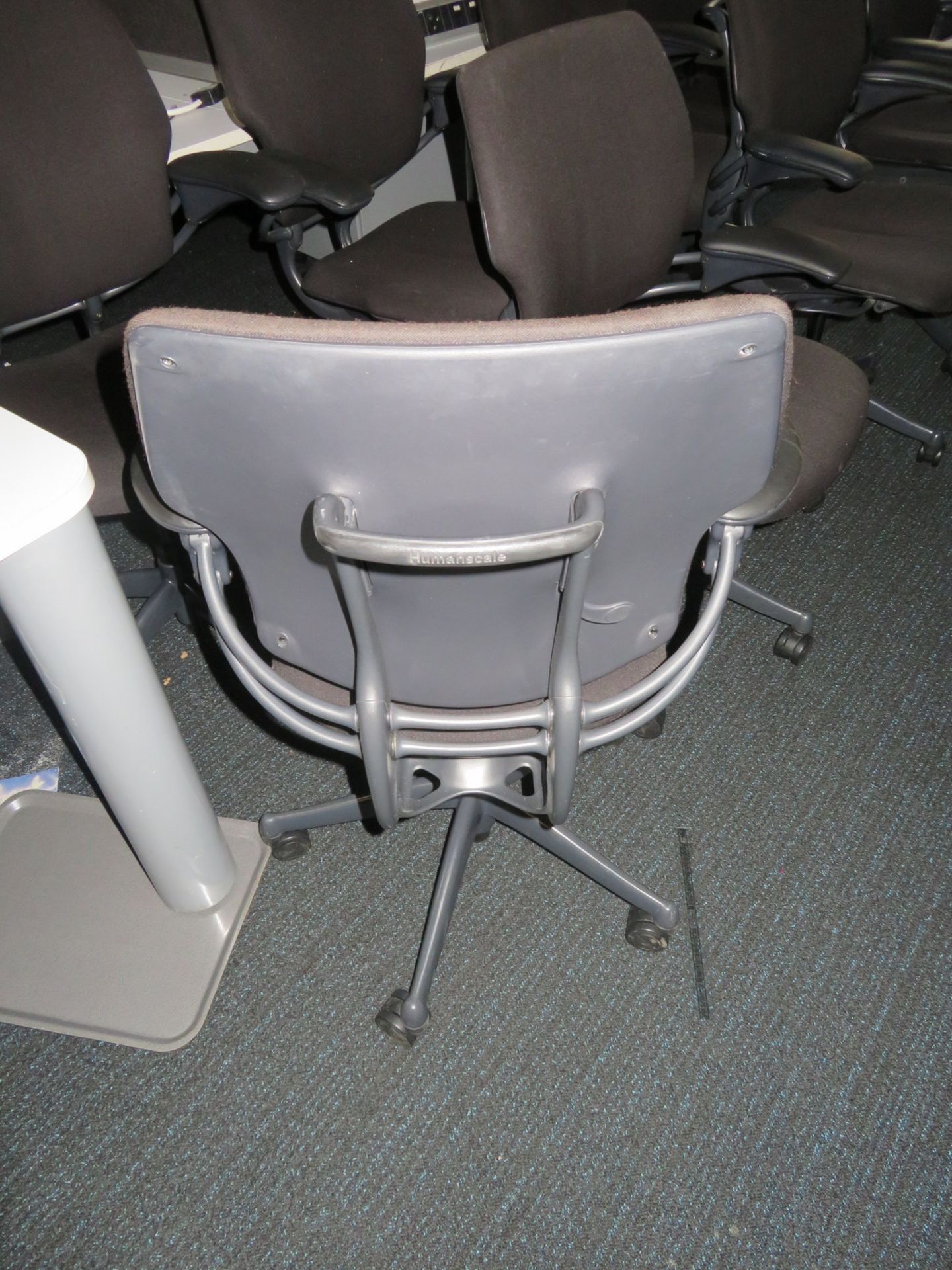 10x Humanscale Freedom Task Office Swivel Chairs. Varying Condition. - Image 3 of 4