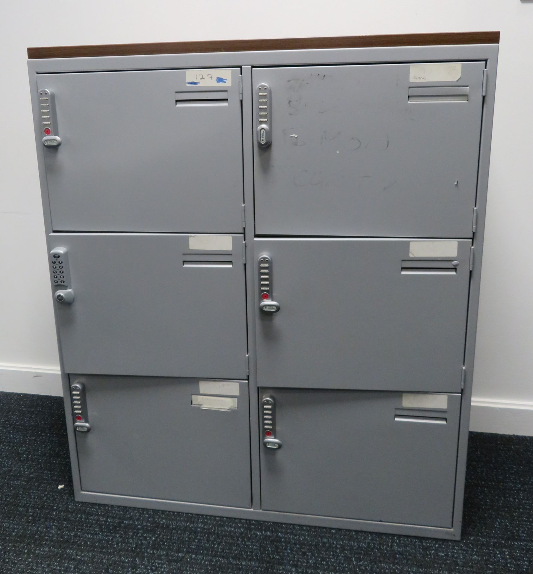 Bank Of 6 Lockers Dimensions 1000x475x1185mm Lxdxh This Is An