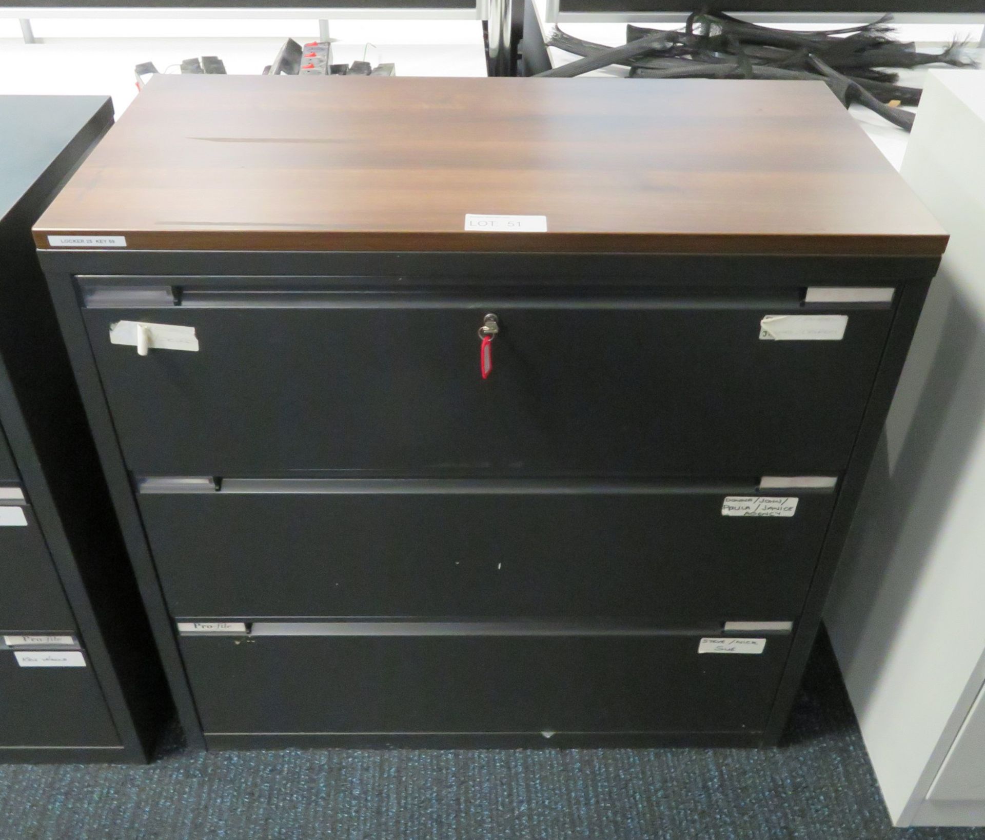 3 Drawer Office Filing Cupboard. Dimensions: 1000x470x1000mm (LxDxH)