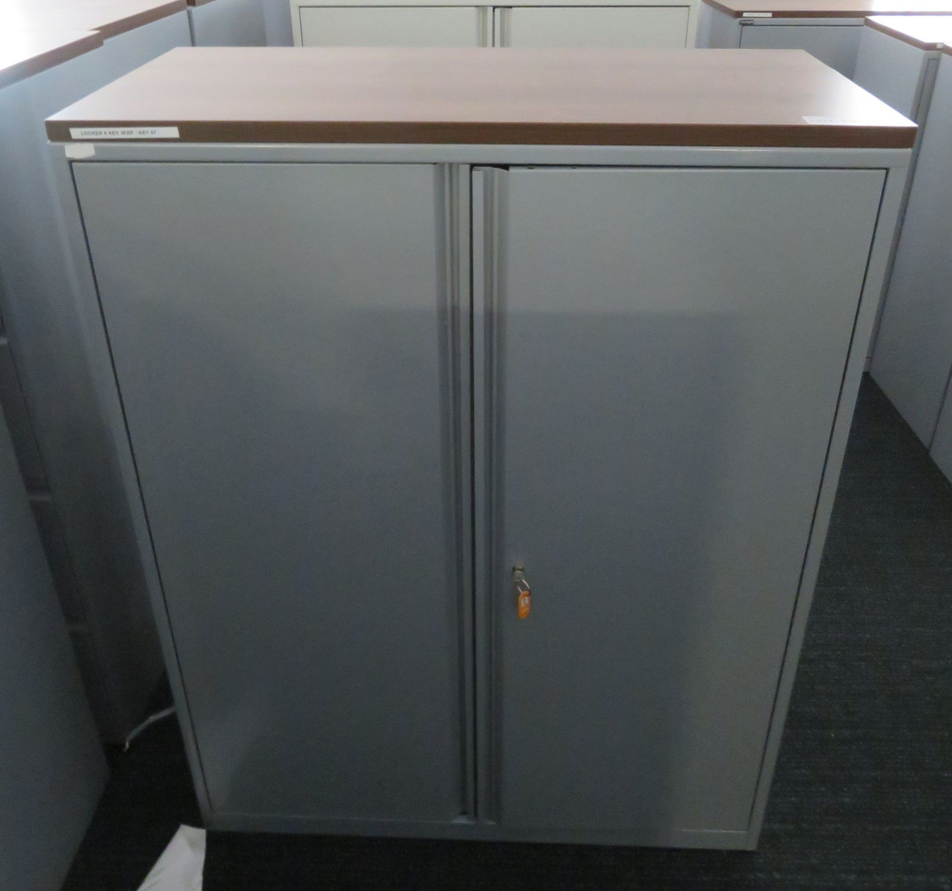 Metal 2 Door Office Storage Cupboard. Dimensions: 1000x480x1300mm (LxDxH) - Image 2 of 2