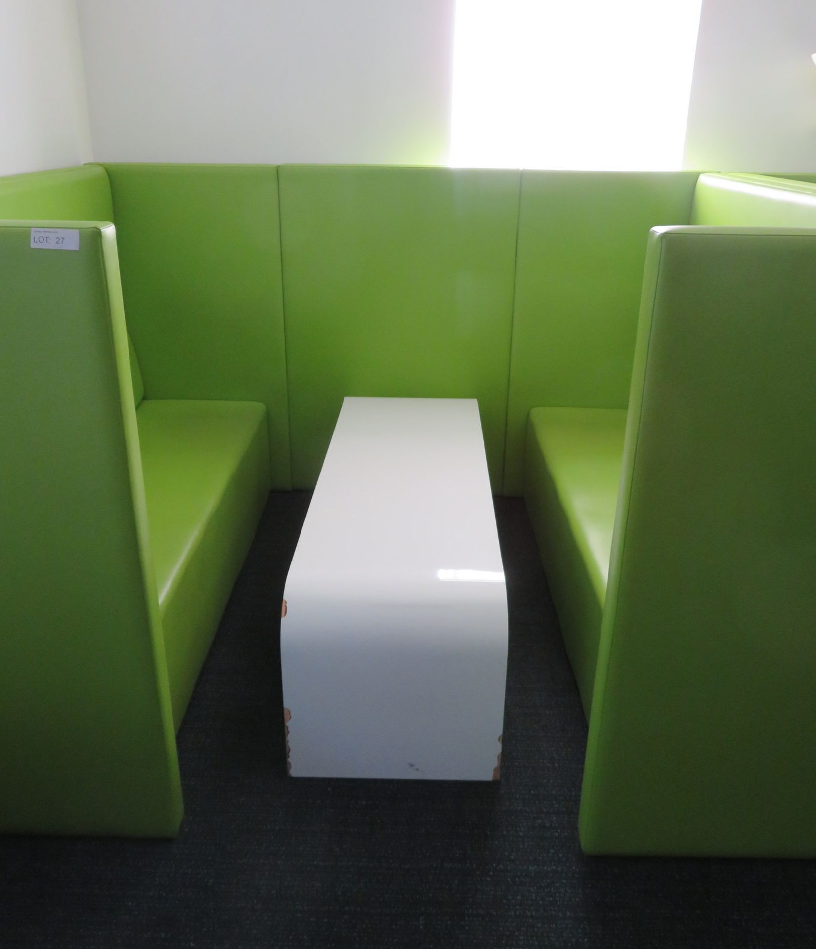 Padded Office Chill Out Pod/Booth And Table. Dimensions: 2600x2000x1520mm (LxDxH)