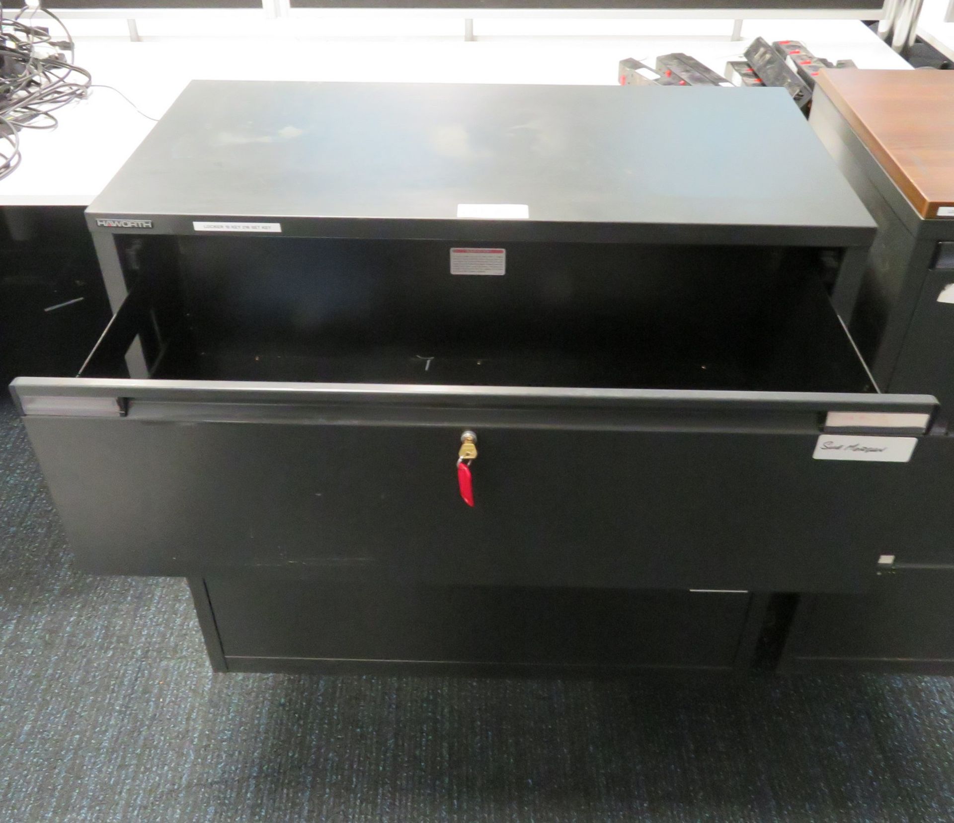 3 Drawer Office Filing Cupboard. Dimensions: 1000x470x1000mm (LxDxH) - Image 2 of 2