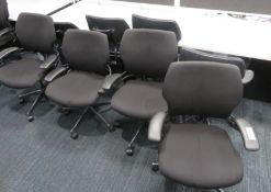 8x Humanscale Freedom Task Office Swivel Chairs. Varying Condition.