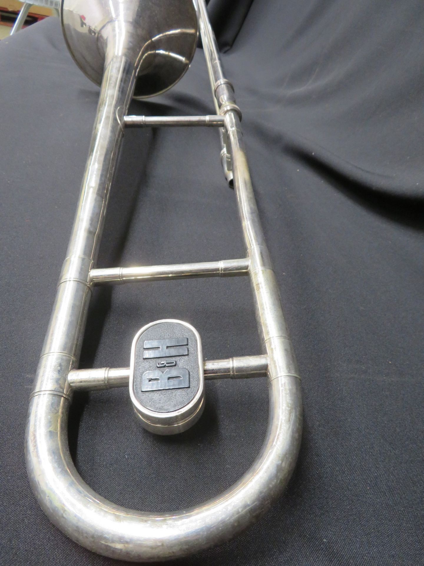 Boosey & Hawkes Sovereign trombone with case. Serial number: 655399. - Bild 11 aus 14