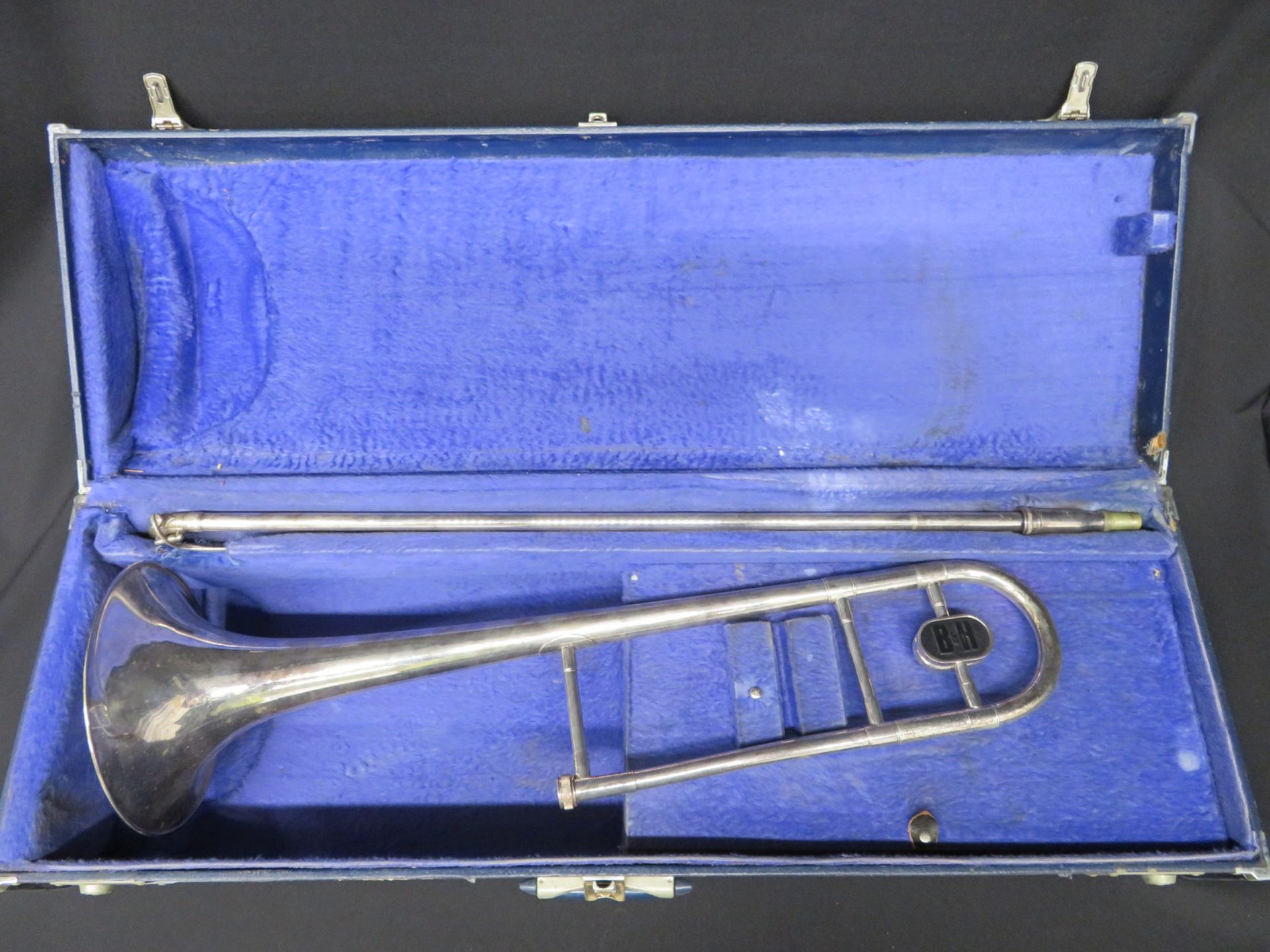 Boosey & Hawkes Sovereign trombone with case. Serial number: 655399. - Bild 2 aus 14