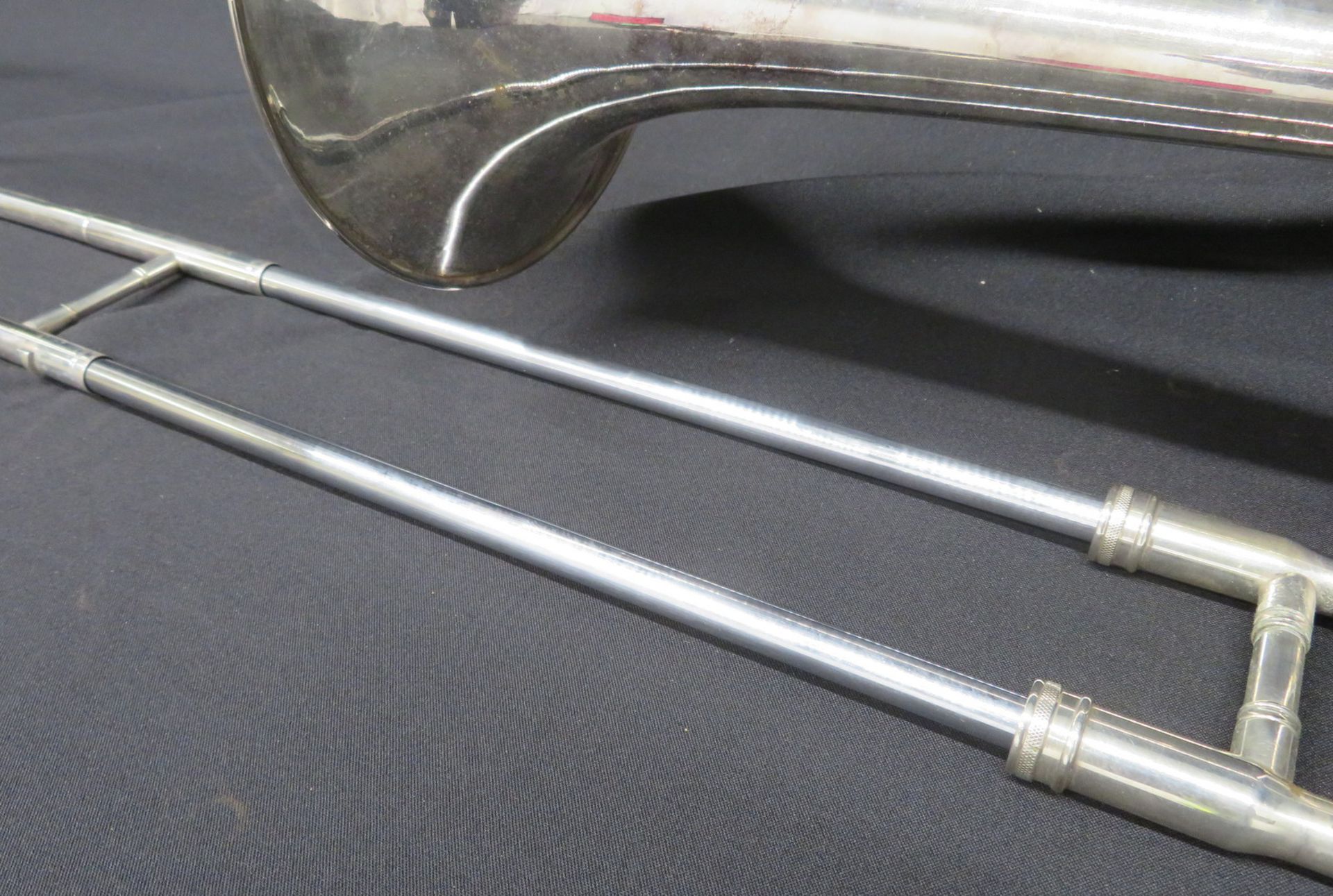 Boosey & Hawkes Sovereign trombone with case. Serial number: 655399. - Bild 13 aus 14