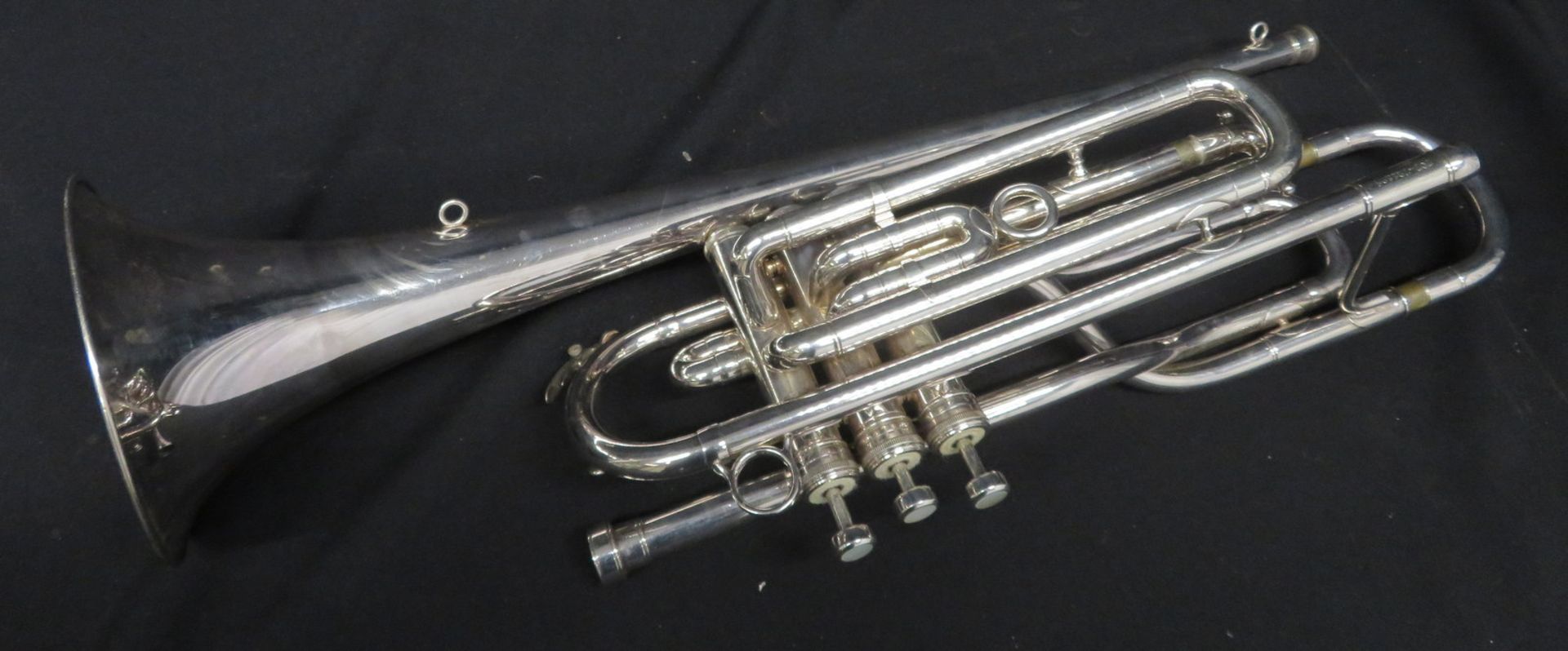 Boosey & Hawkes Besson 700 London tenor fanfare trumpet with case. Serial number: 707-721126. - Bild 16 aus 18