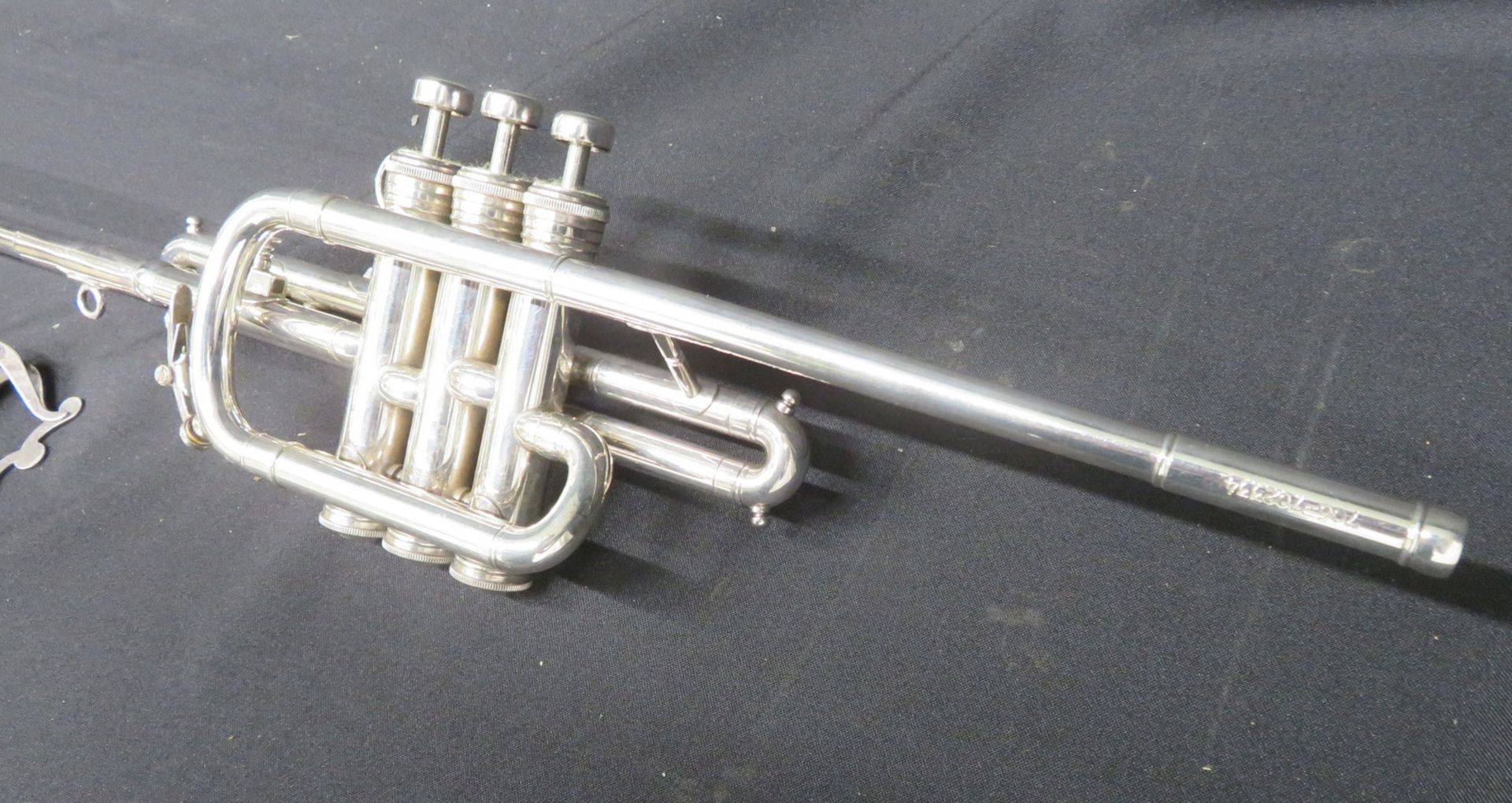 Boosey & Hawkes Imperial Besson fanfare trumpet with case. Serial number: 706-702334. - Bild 5 aus 16