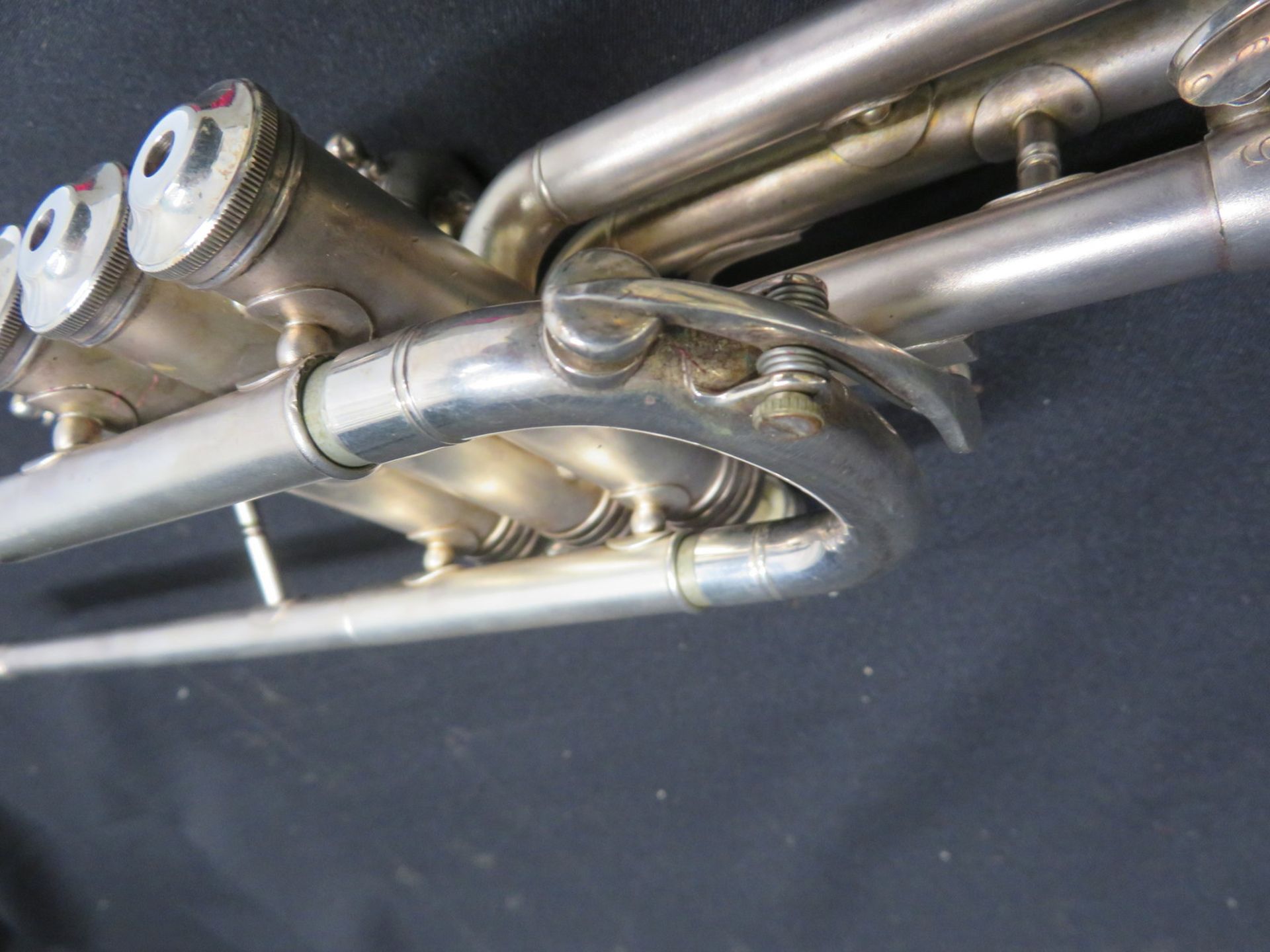 Boosey & Hawkes Imperial fanfare trumpet with case. Serial number: 622077. - Image 16 of 19