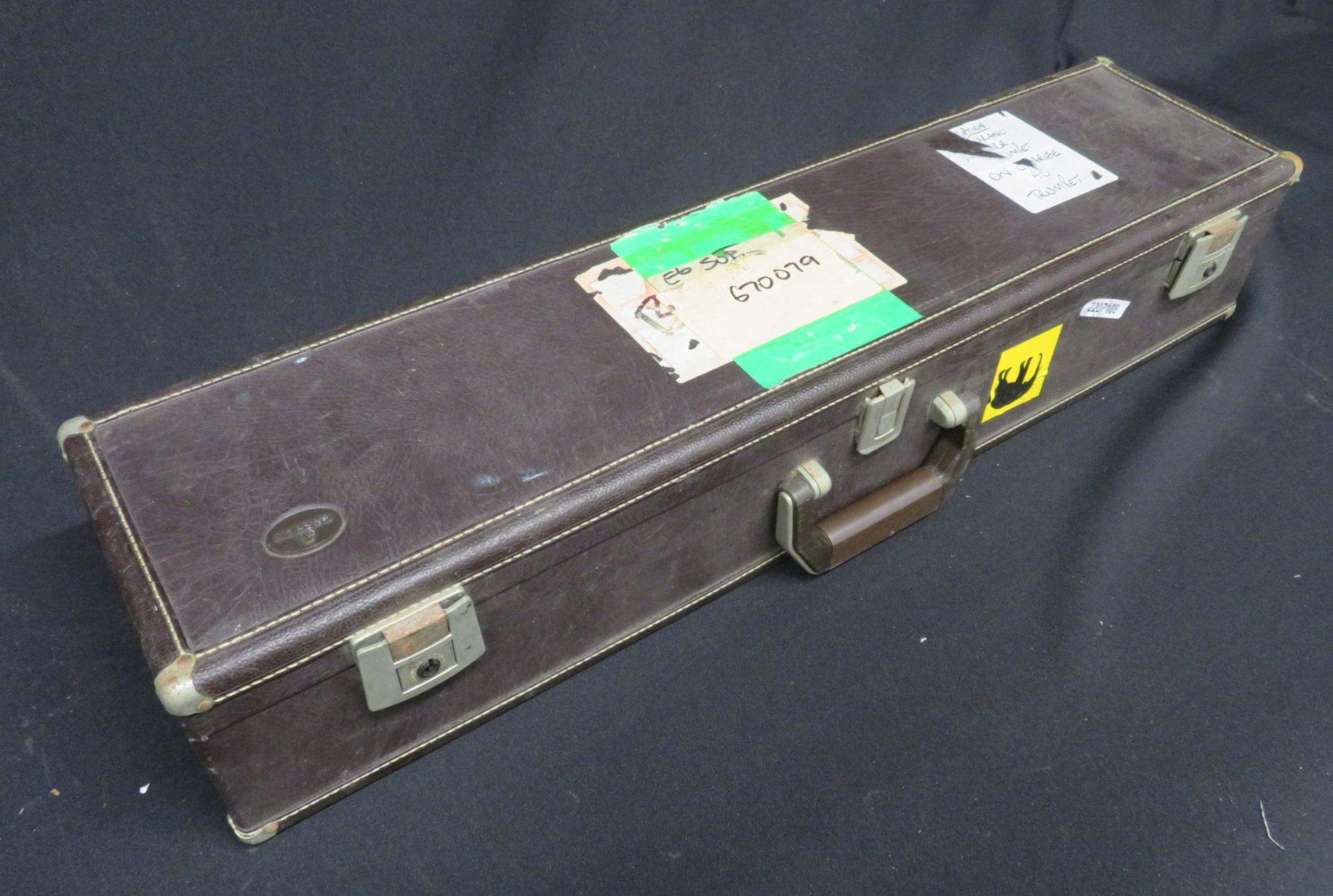 Boosey & Hawkes Imperial fanfare trumpet with case. Serial number: 705-670079. - Image 17 of 17