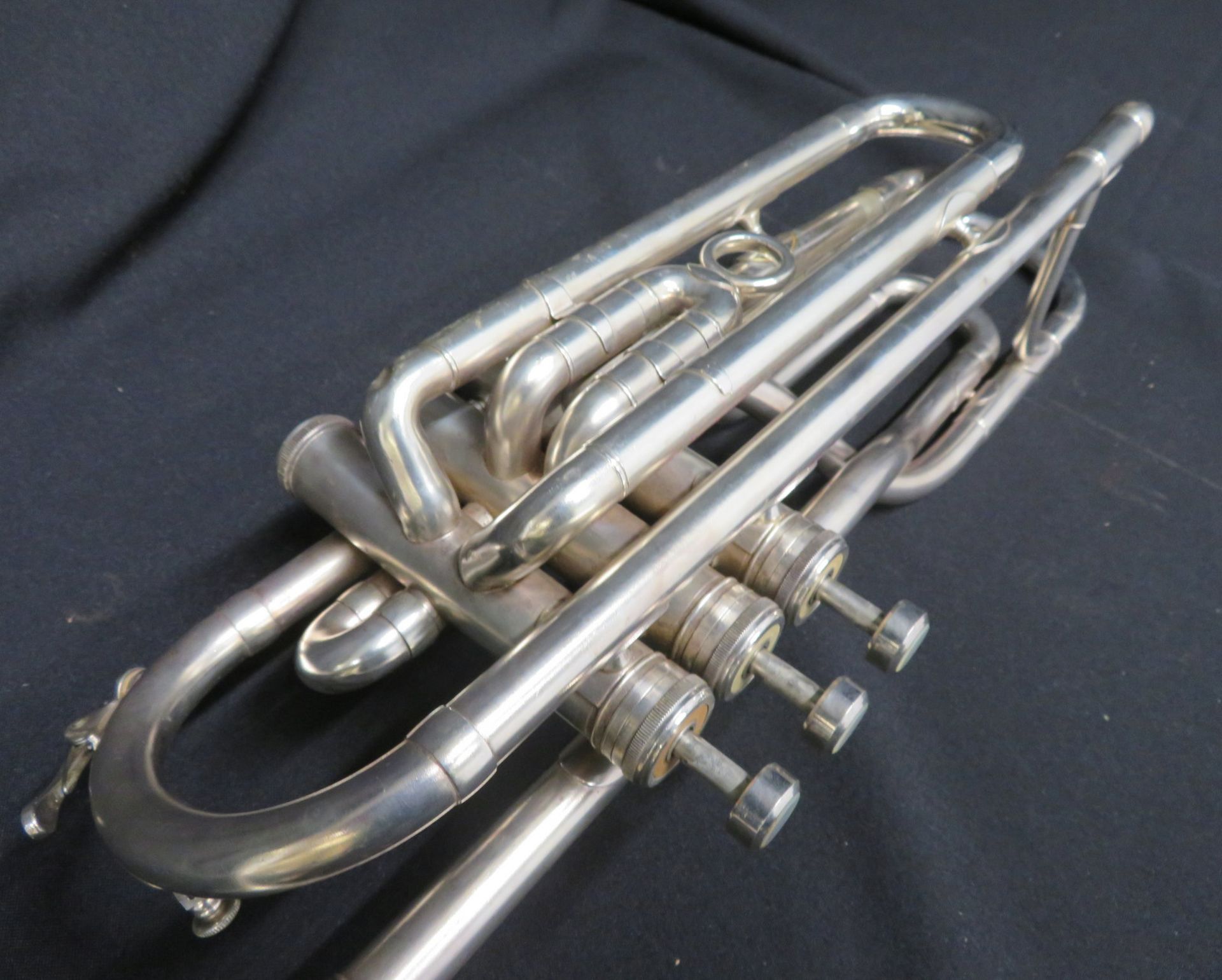 Boosey & Hawkes Imperial tenor fanfare trumpet with case. Serial number: 524098. - Bild 14 aus 20