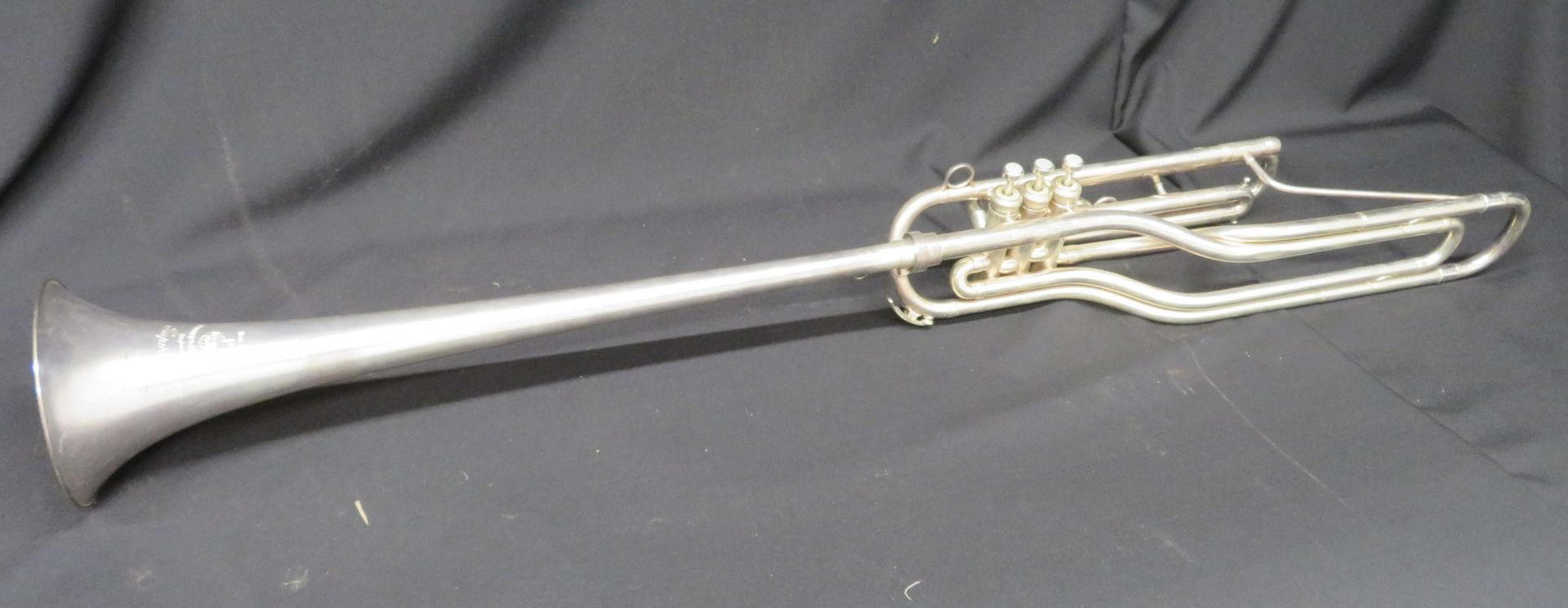 Boosey & Hawkes Imperial bass fanfare trumpet with case. Serial number: 632450. - Image 3 of 17