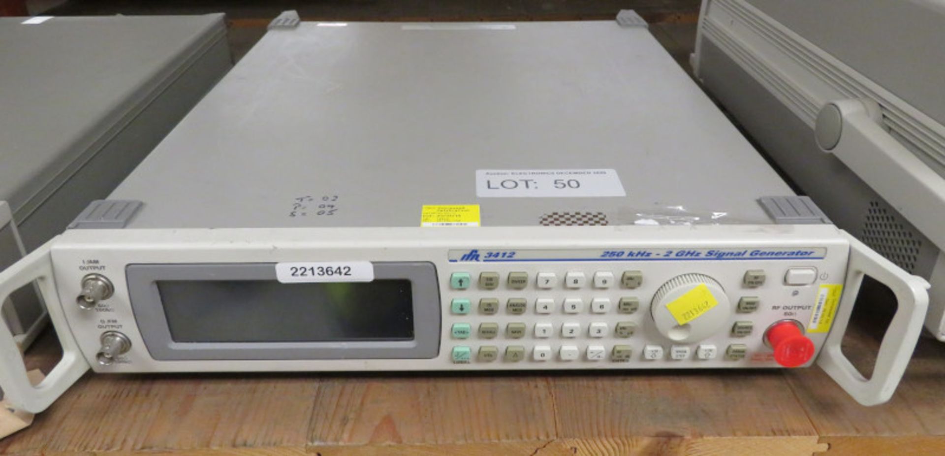 IFR 3412 Signal Generator 250kHz - 2GHz Signal Generator (No Power Cable)