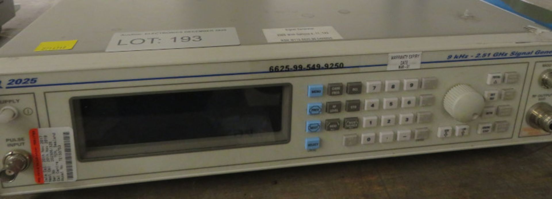 IFR 2025 9kHz - 2.51GHz Signal Generator (No Power Cable) - Image 3 of 4