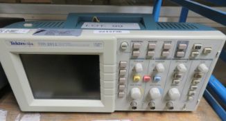 Tektronix TDS 2012 Two Channel Digital Storage Oscilloscope 100MHz 1GS/s (No Power Cable)