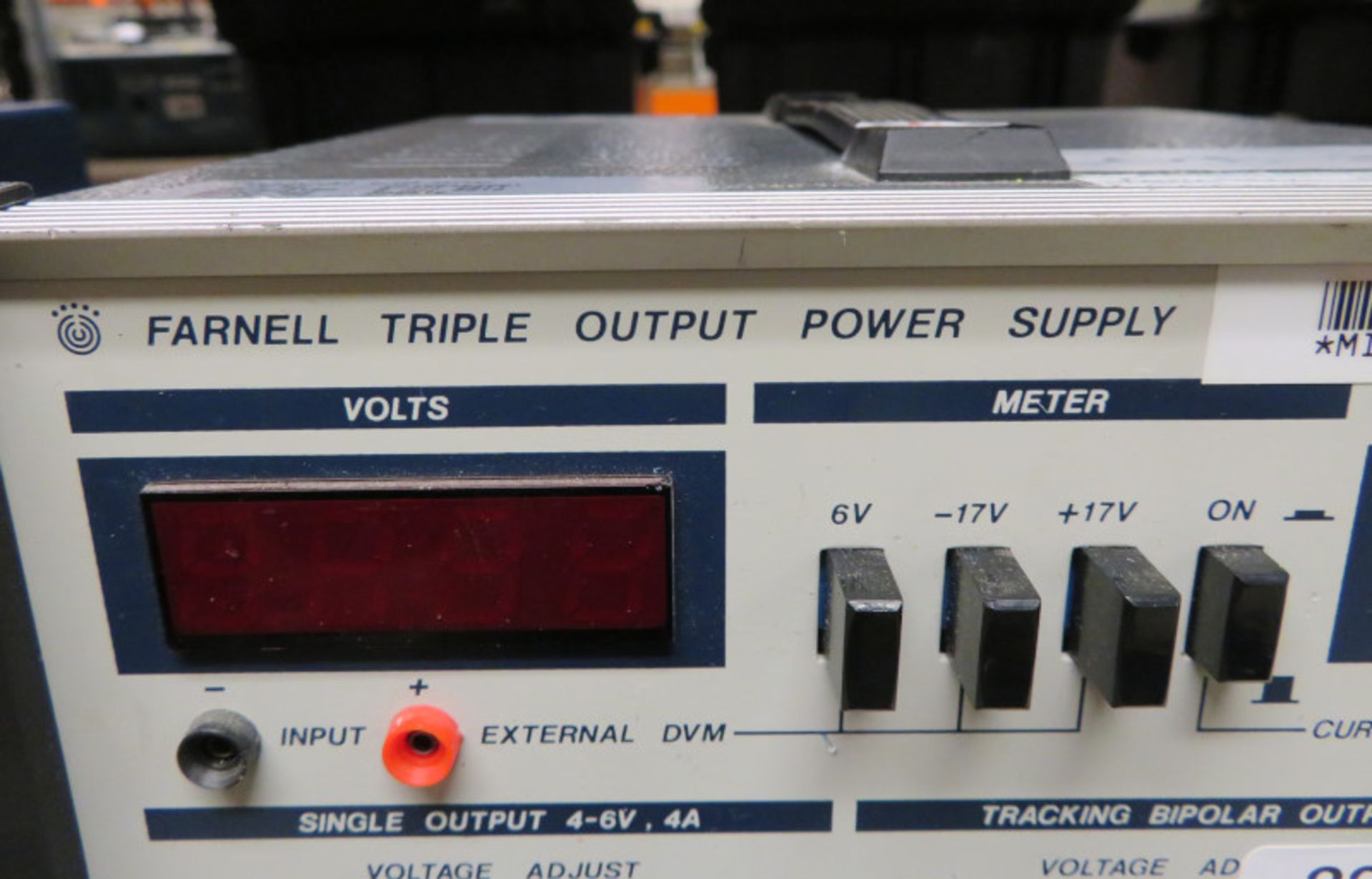 Farnell TOPS 3D Triple Output Power Supply - Image 2 of 4