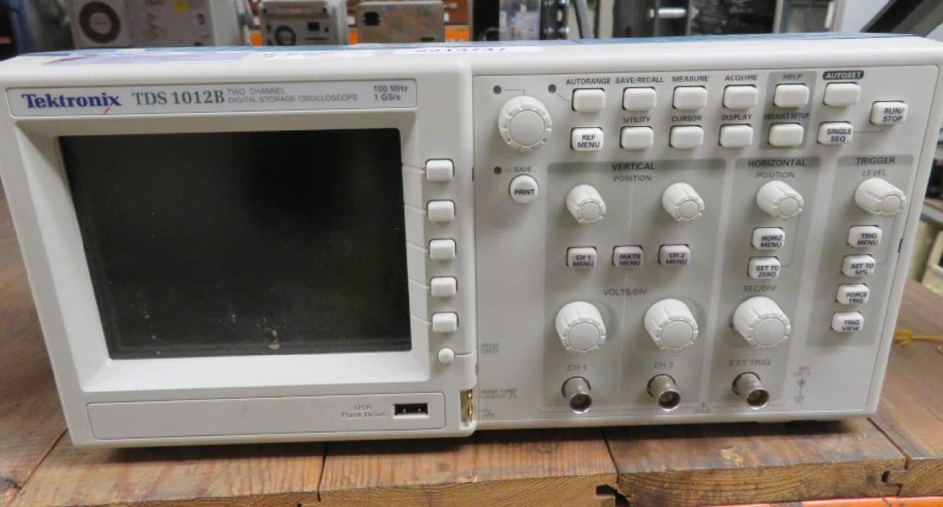 Tektronix TDS 1012B Two Channel Digital Storage Oscilloscope 100MHz 1GS/s (No Power Cable)