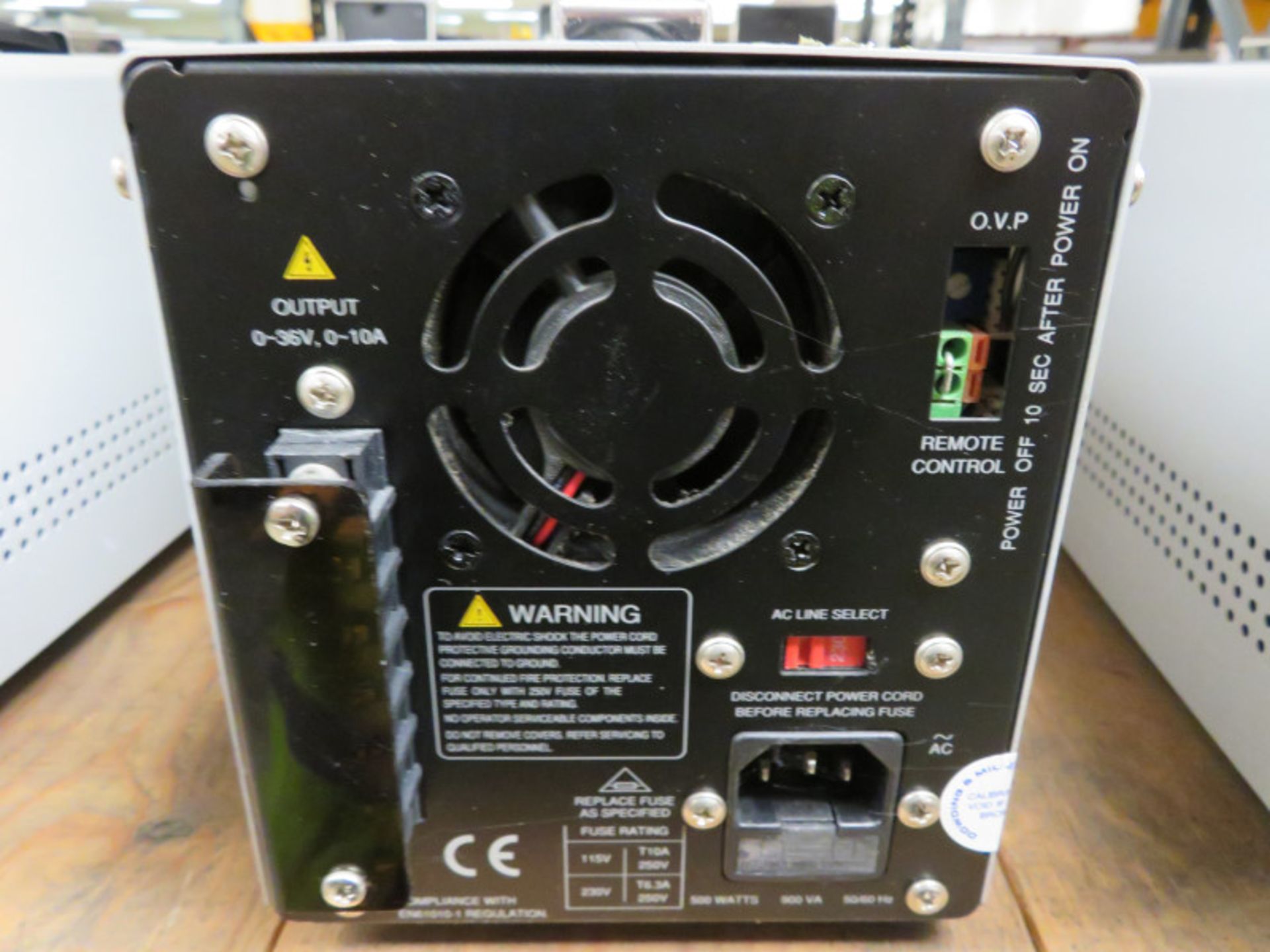 Iso-Tech IPS-3610D DC Power Supply (No Power Cable) - Image 3 of 3