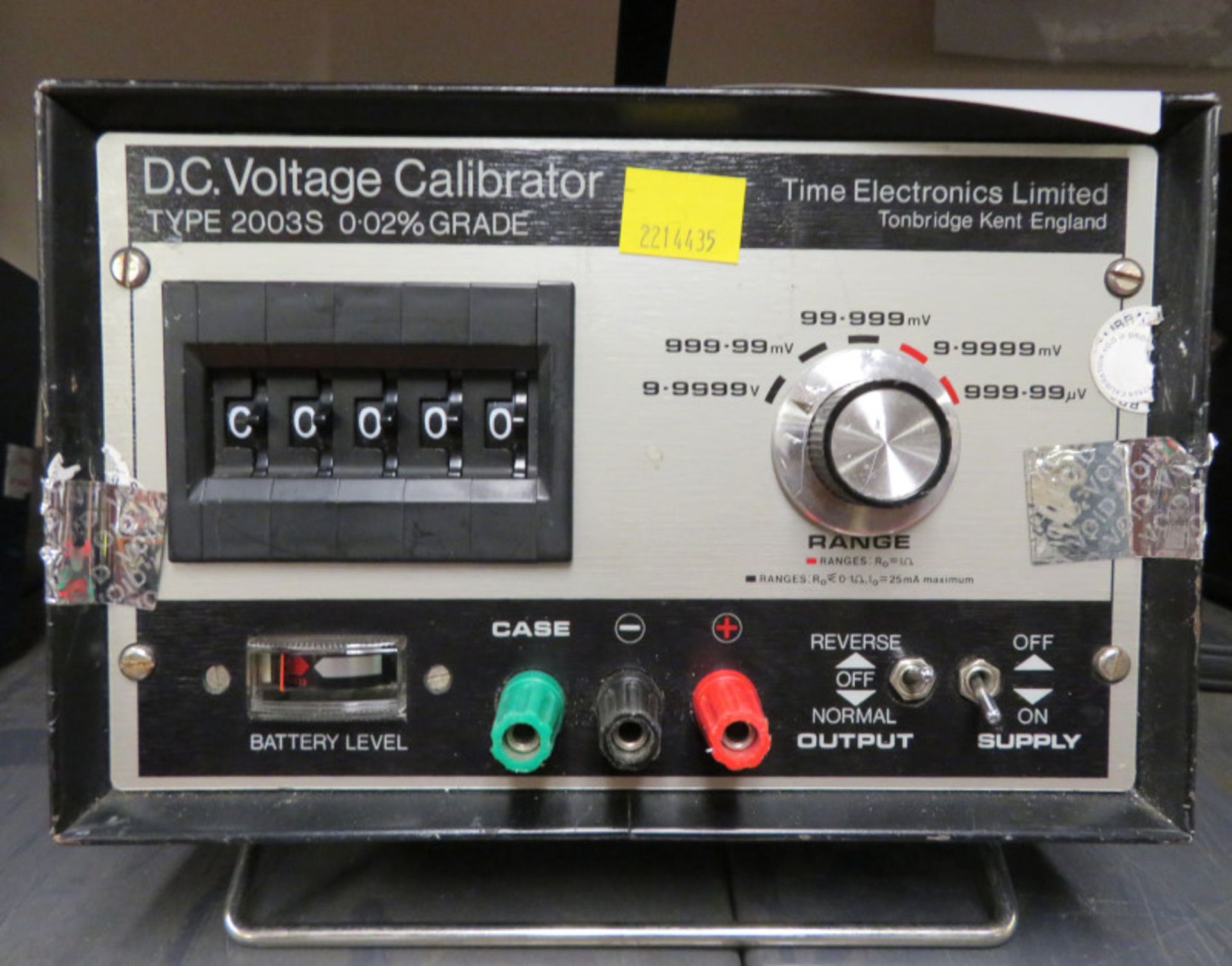 Time Electronics Type 2003S DC Voltage Calibrator - 0.02% Grade (Broken Handle & No Power - Image 2 of 4