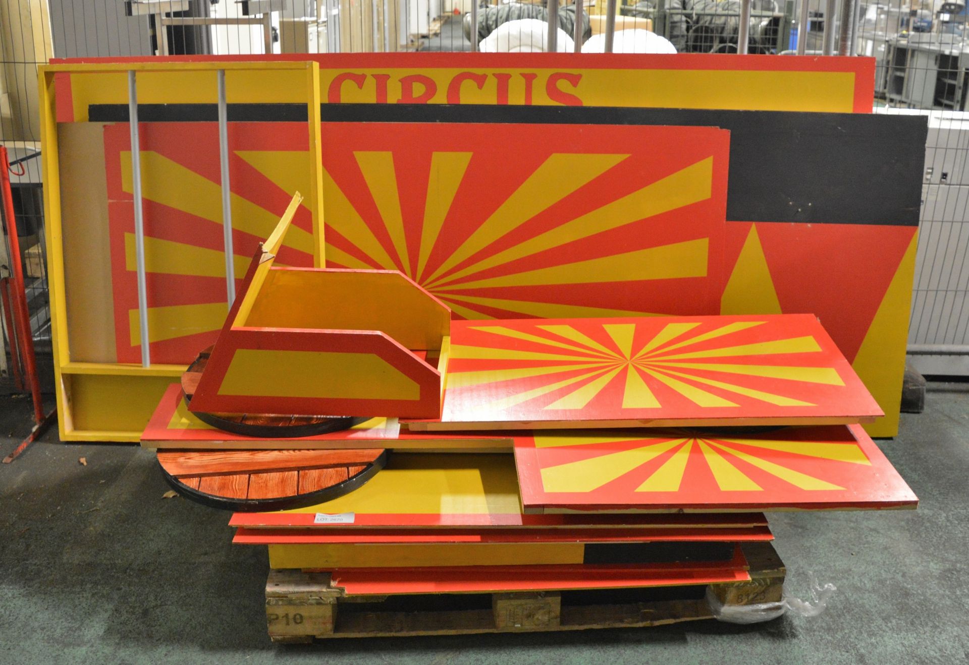 Wooden Circus Train/Wagon Stage Prop Unit - yellow & red design