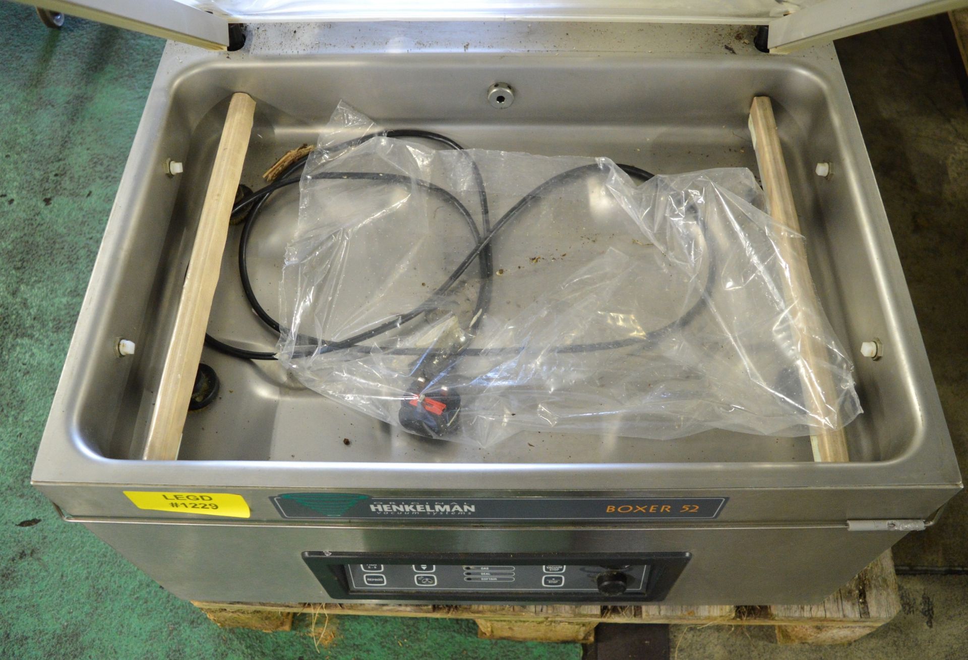 Henkelman Boxer 52 Vacuum Packing Machine - Image 2 of 4