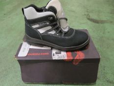 Aboutblu safety boot Susy S2 - 8UK 42euro