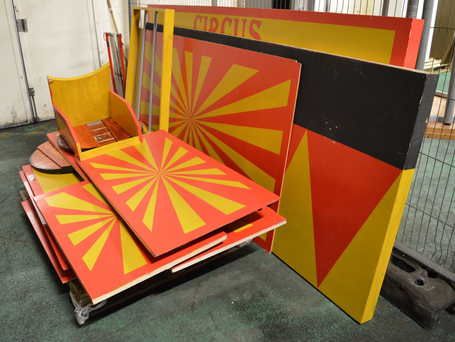 Wooden Circus Train/Wagon Stage Prop Unit - yellow & red design - Image 3 of 4