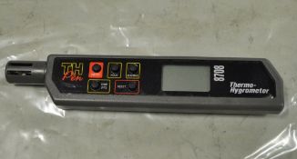 TH Pen 8708 Thermo-Hygrometer