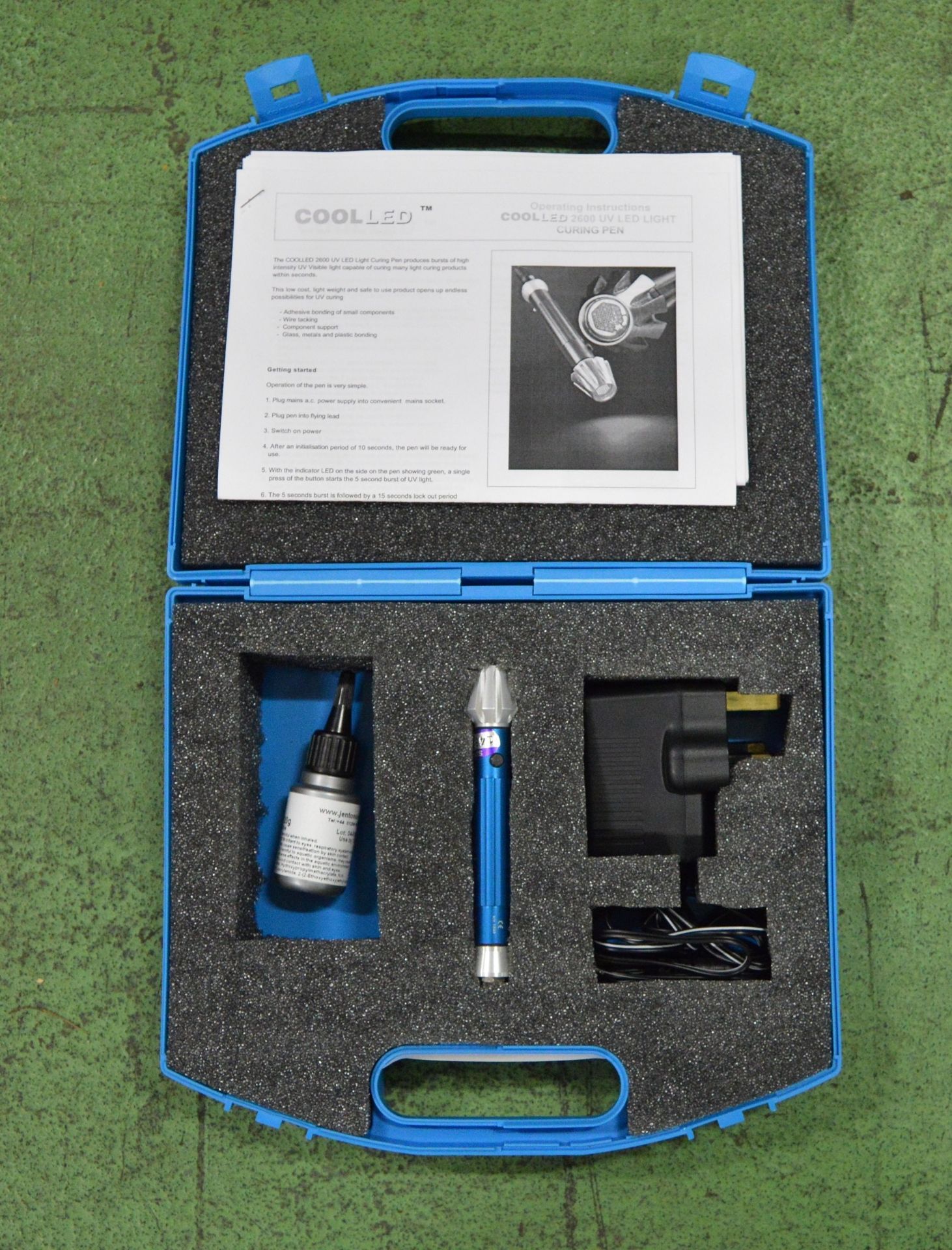 Cooled 2600 UV LED Light Curing Pen in a Case