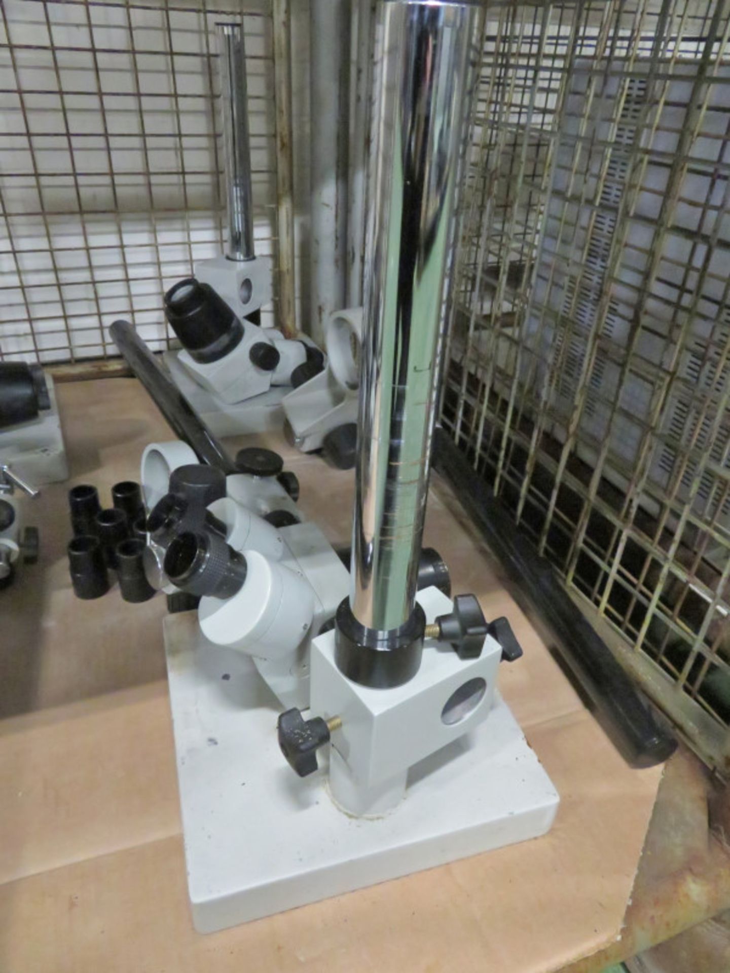 5x Microscopes with eyepieces & stands - Image 2 of 3