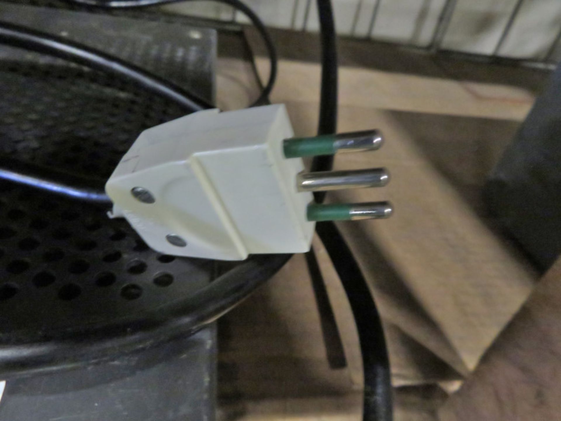 Elind 40P25 power supply - Image 3 of 3