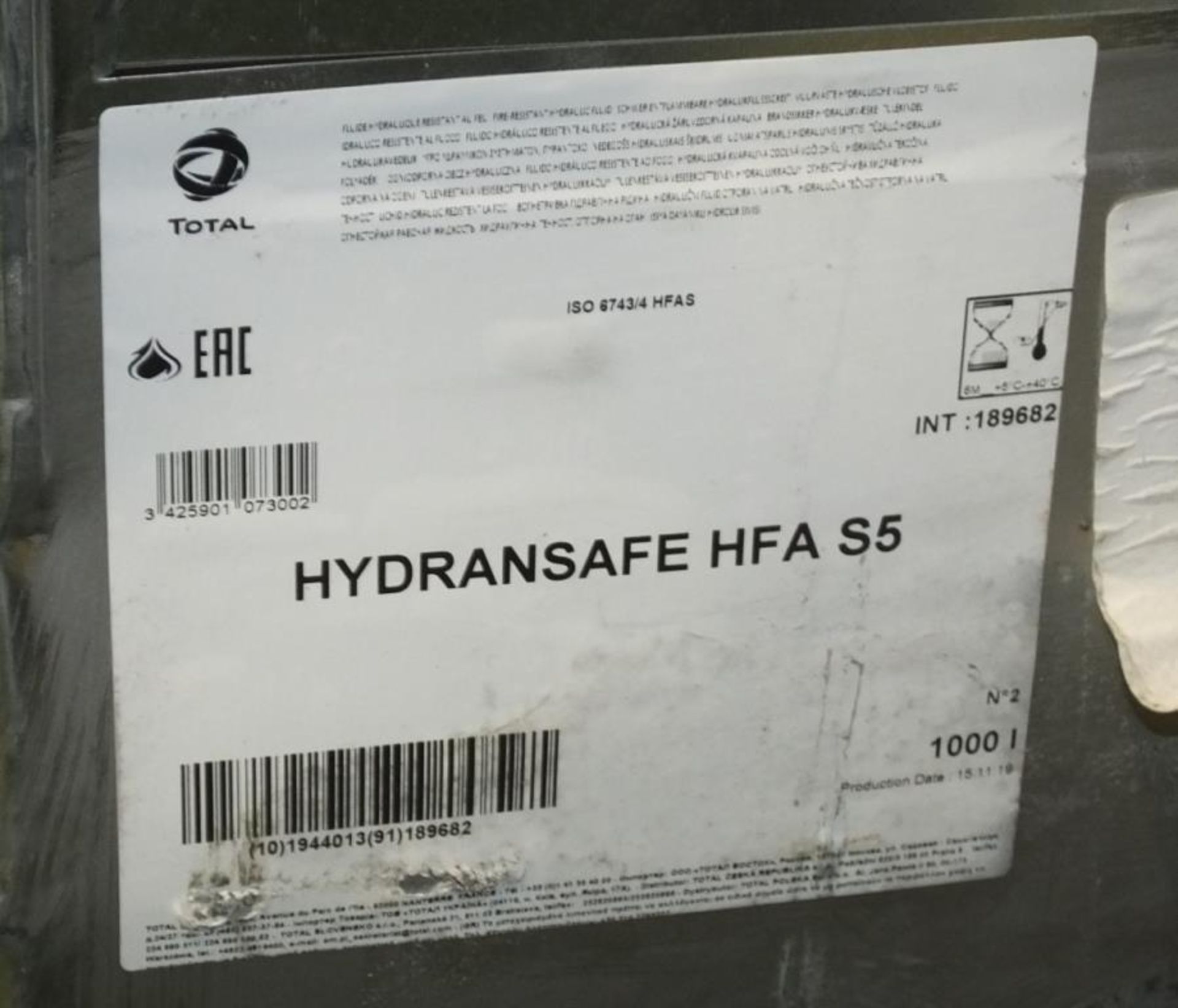 Total Hydransafe HFA S5 hydraulic oil - 1000Ltr in IBC unit - for injection moulding machi - Image 3 of 3