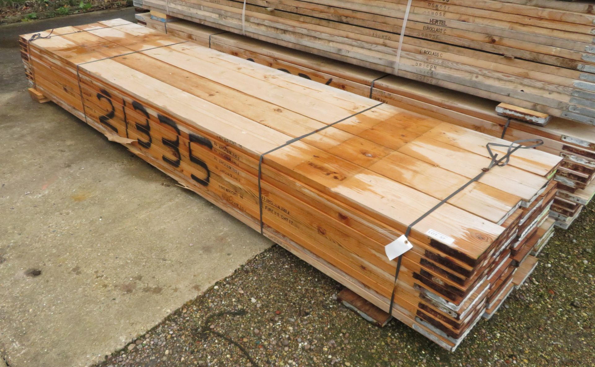 44x 13ft Wooden Scaffolding Board. Please Note There Is A £10 Loading Charge On This Lot. - Image 2 of 4